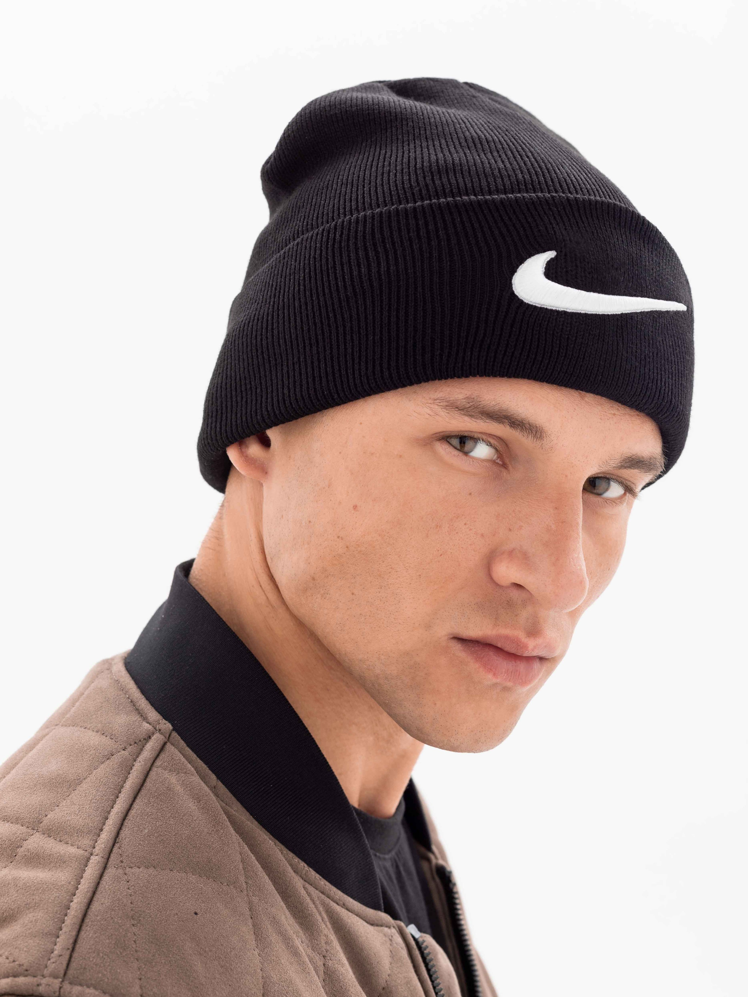 Шапки, кепки. Съёмки для брендов и маркетплейсов