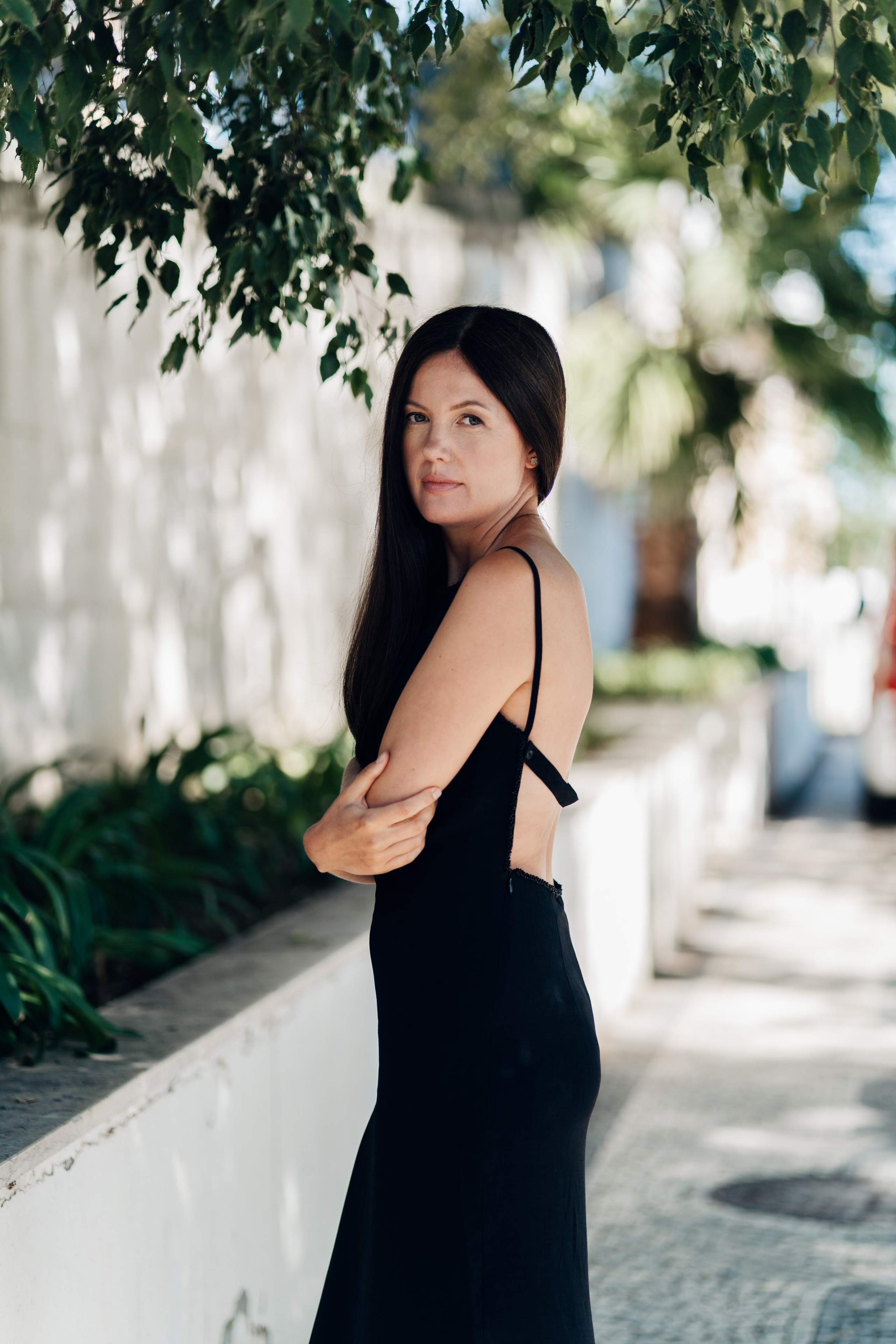 Professional portraits. I’m Julia Idamzhapova, a photographer based in Lisbon, creating natural and timeless images