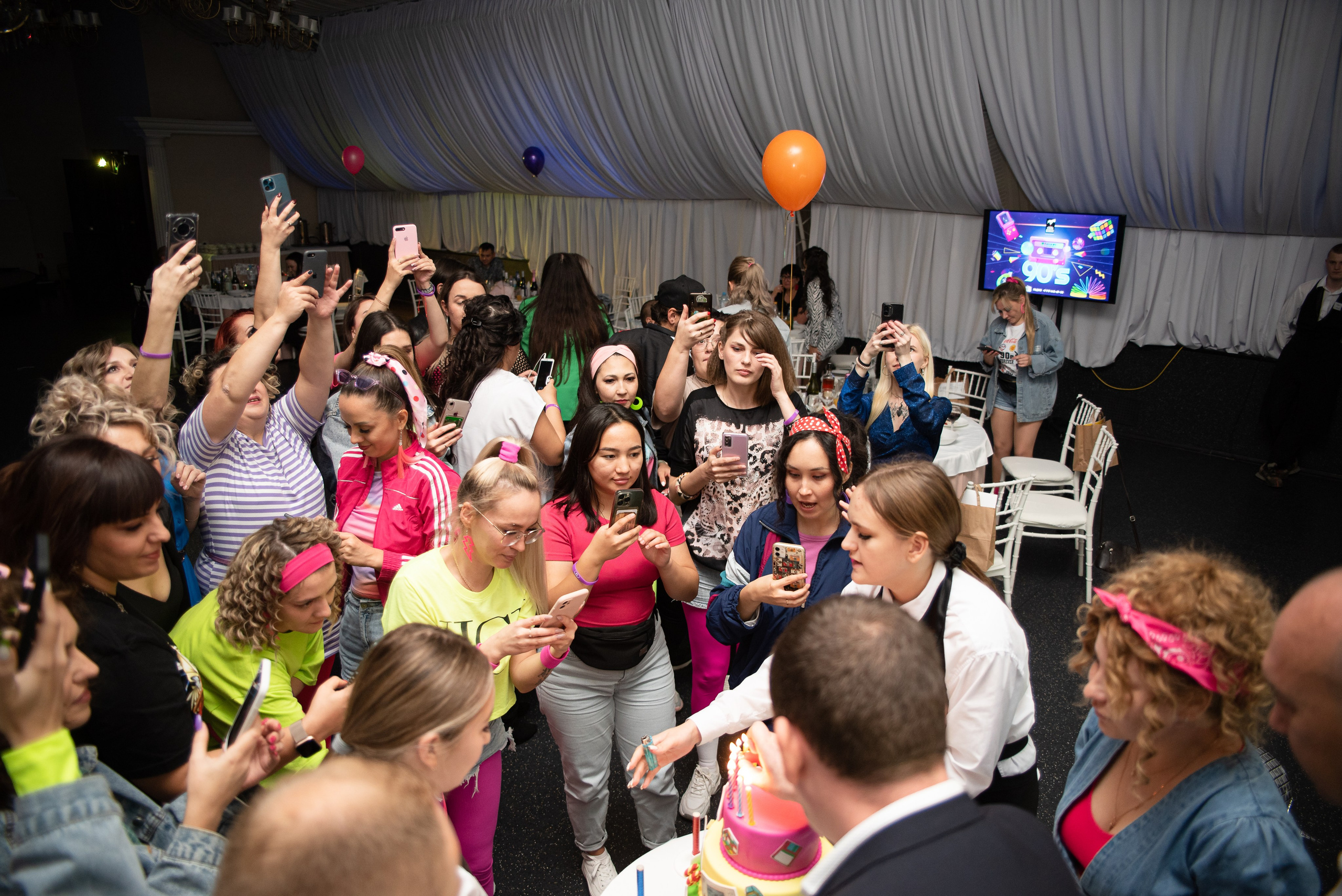 Репортажный фотограф на юбилей корпоратив, мероприятия в Уфе. Свадебный фотограф Тимур Хабибуллин