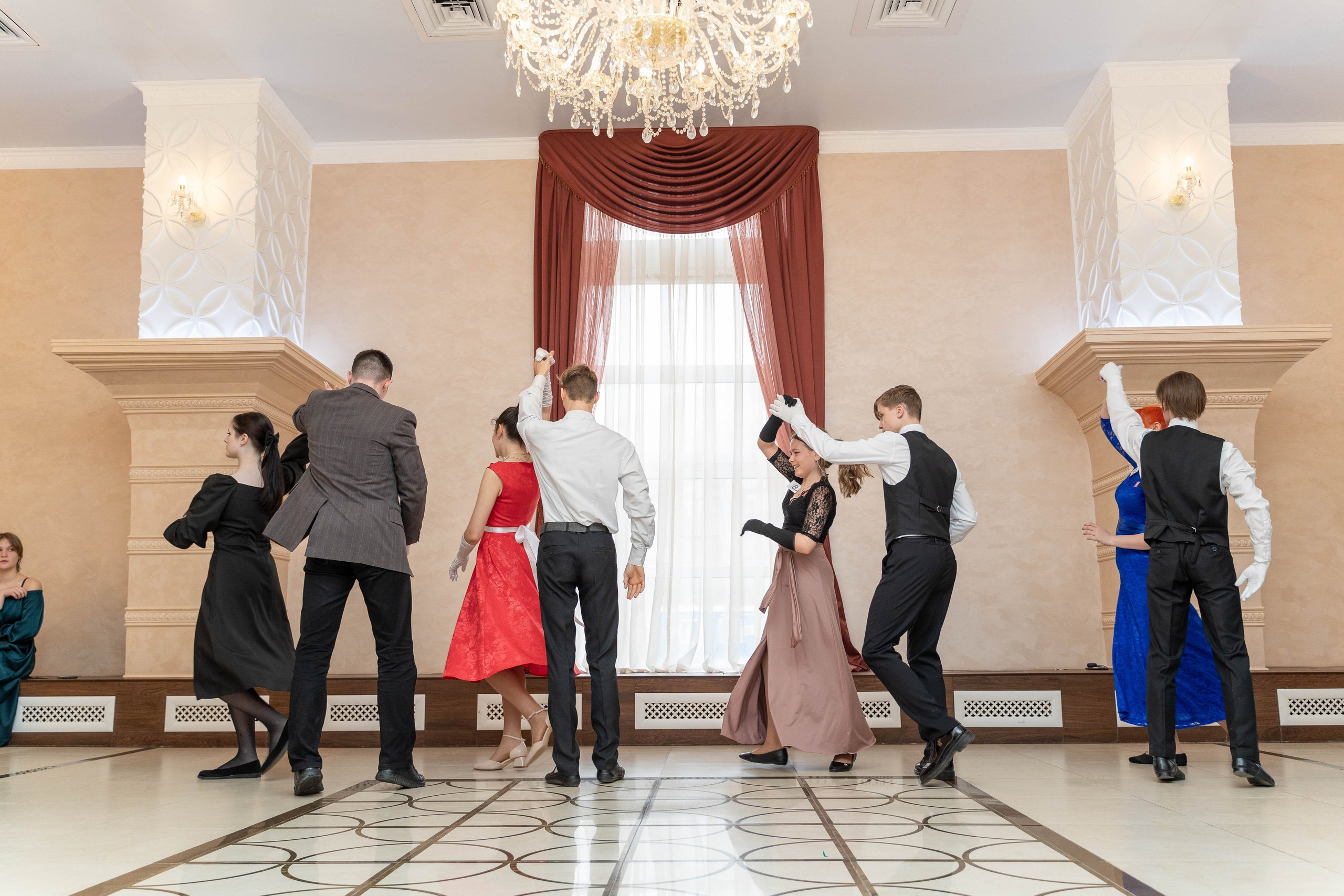 Репортажная съемка бала. Студийный фотограф в Петропавловске-Камчатском