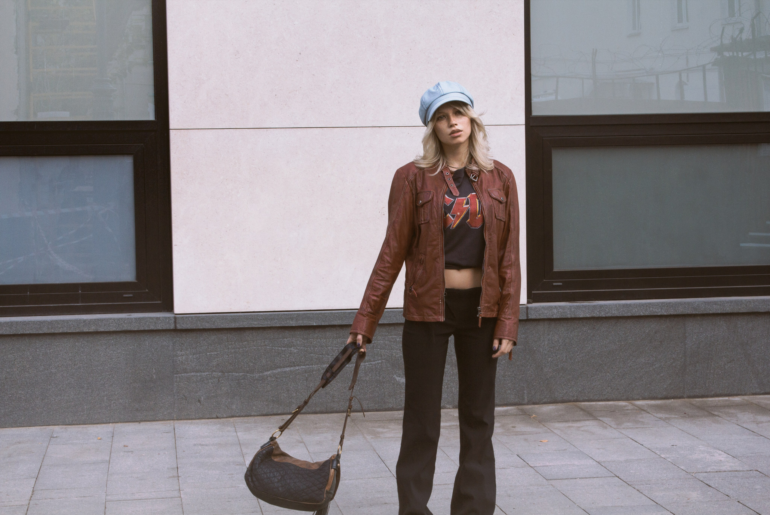 Grls. Amelie lourant