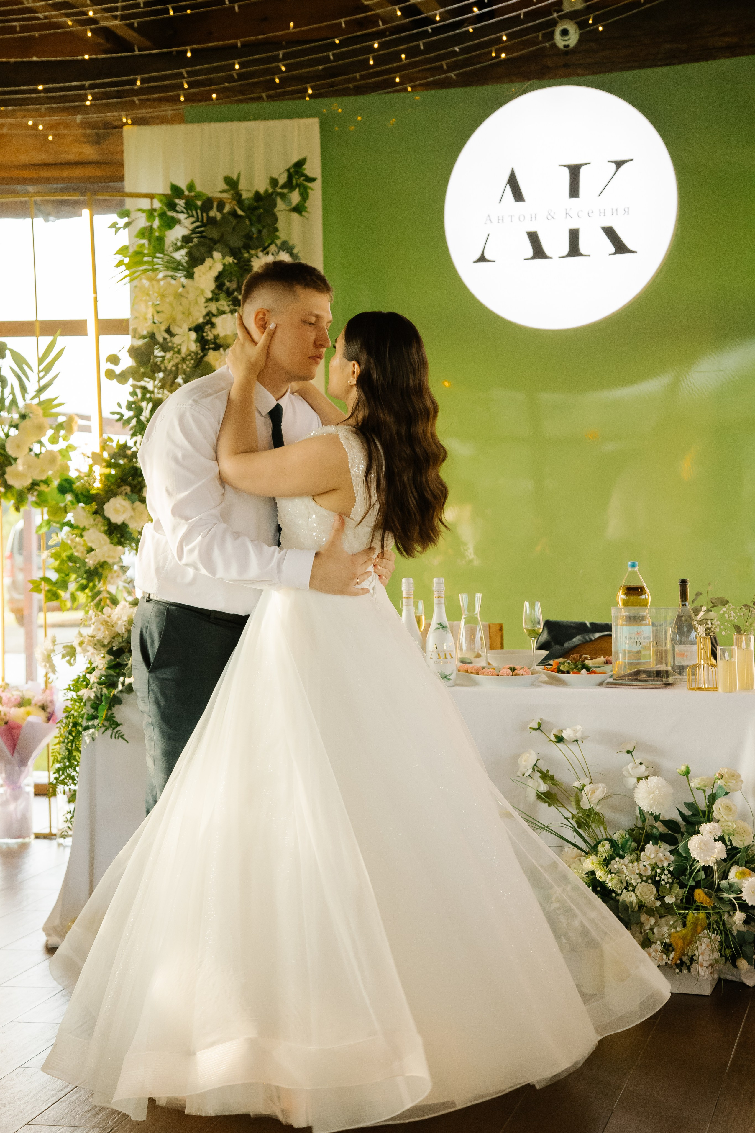 Море из счастливых слёз. Свадебный фотограф Челябинск Полина Чеботарь