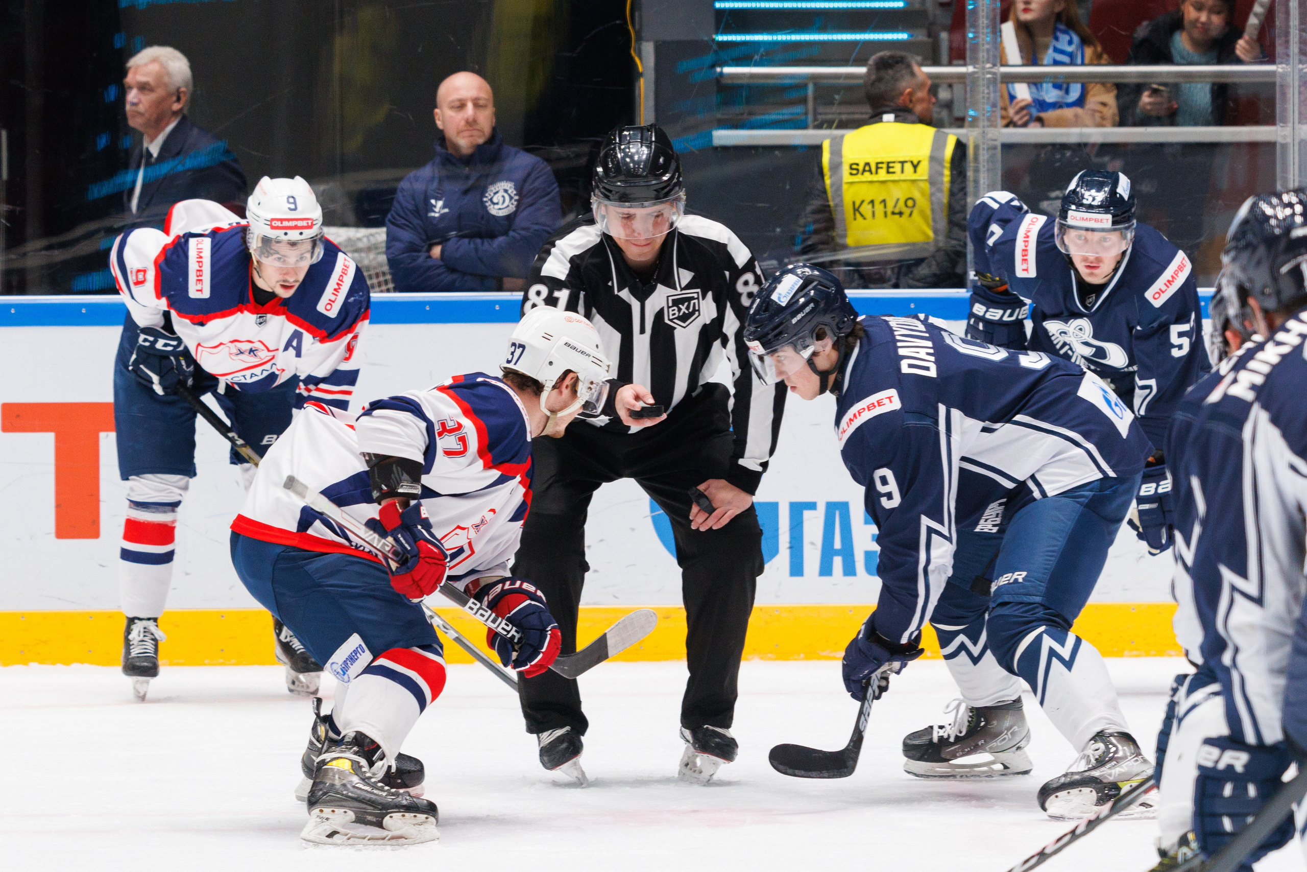 МХК Динамо (СПб) — МХК Кристалл. Фотограф Александр Заломаев