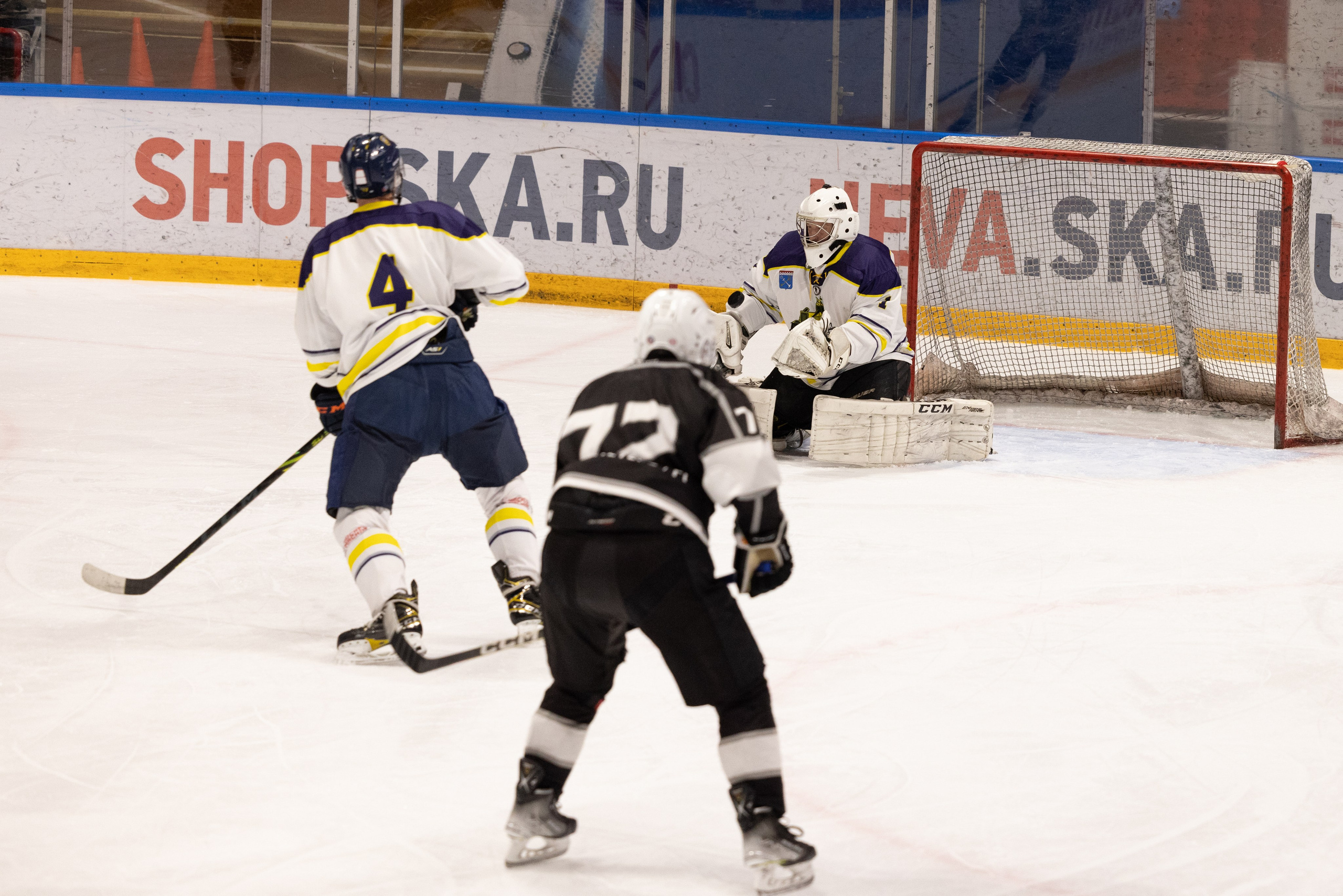 Бульдозер vs. LR-строй. Фотограф Александр Заломаев