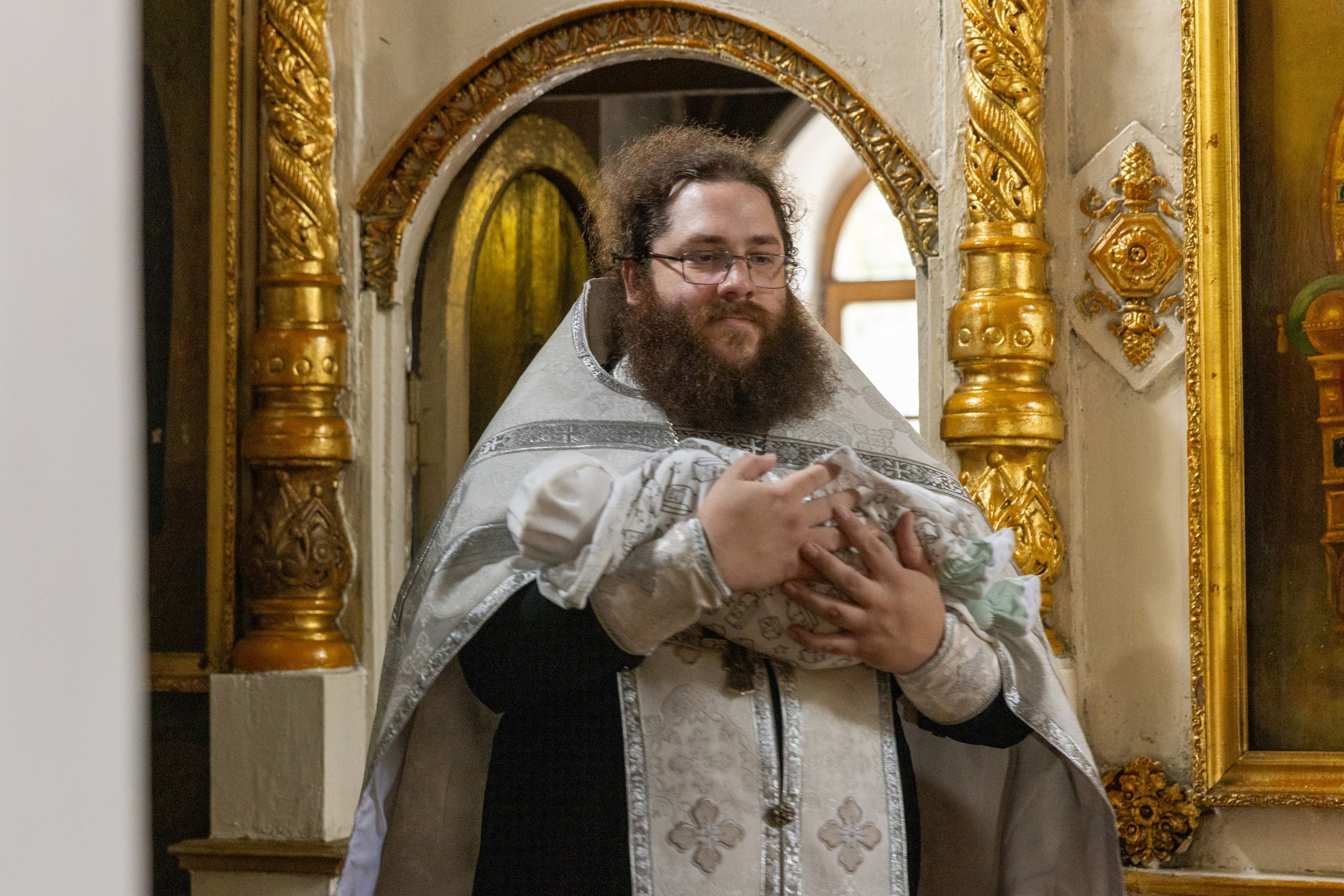 Образец репортажа крещения оригиналы, без искажений, без вспышки, светосильная оптика!. Фотограф в Туле Крупский АнДРей. Фотостудия «КАДР71» в Туле