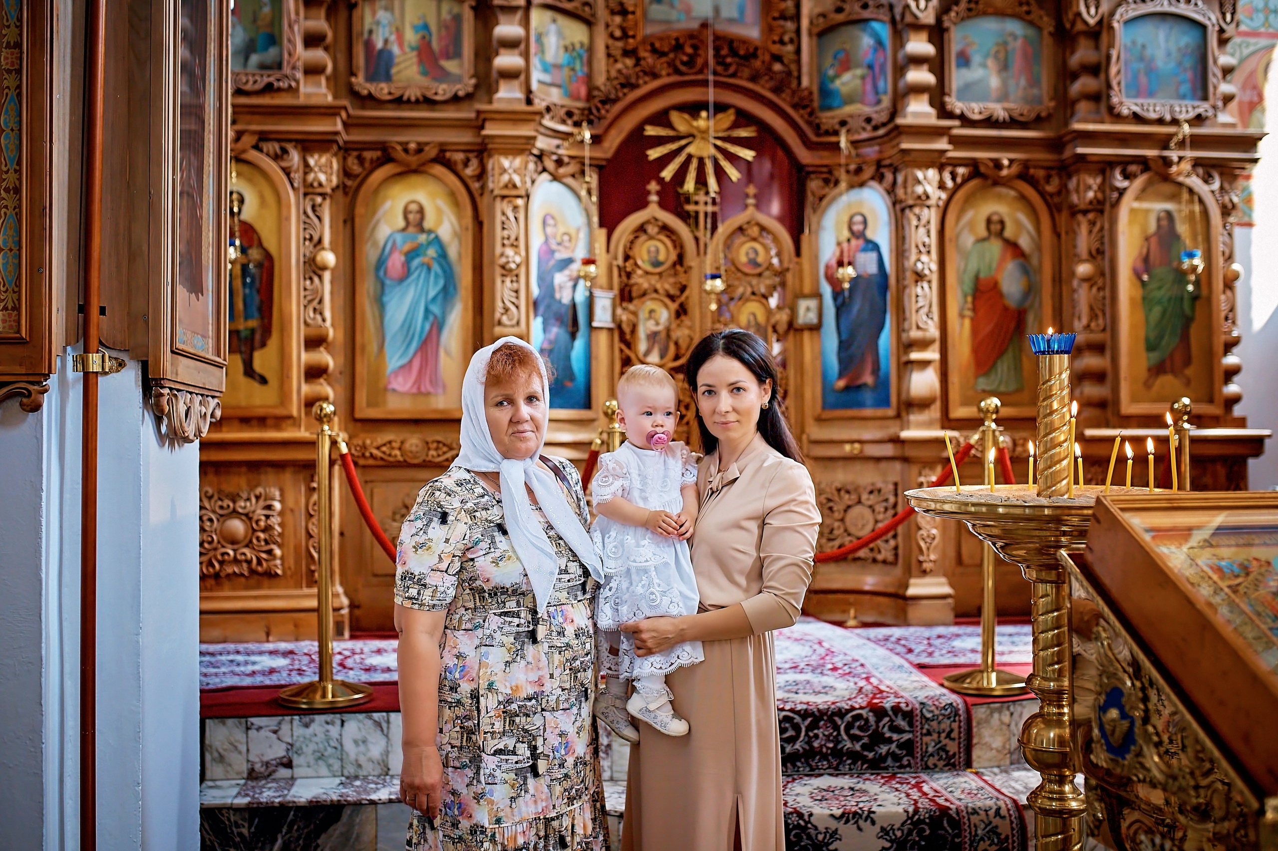 Таинство Крещения Анны Александро-Невский храм. Фотограф на Крещение и Венчание в Барнауле