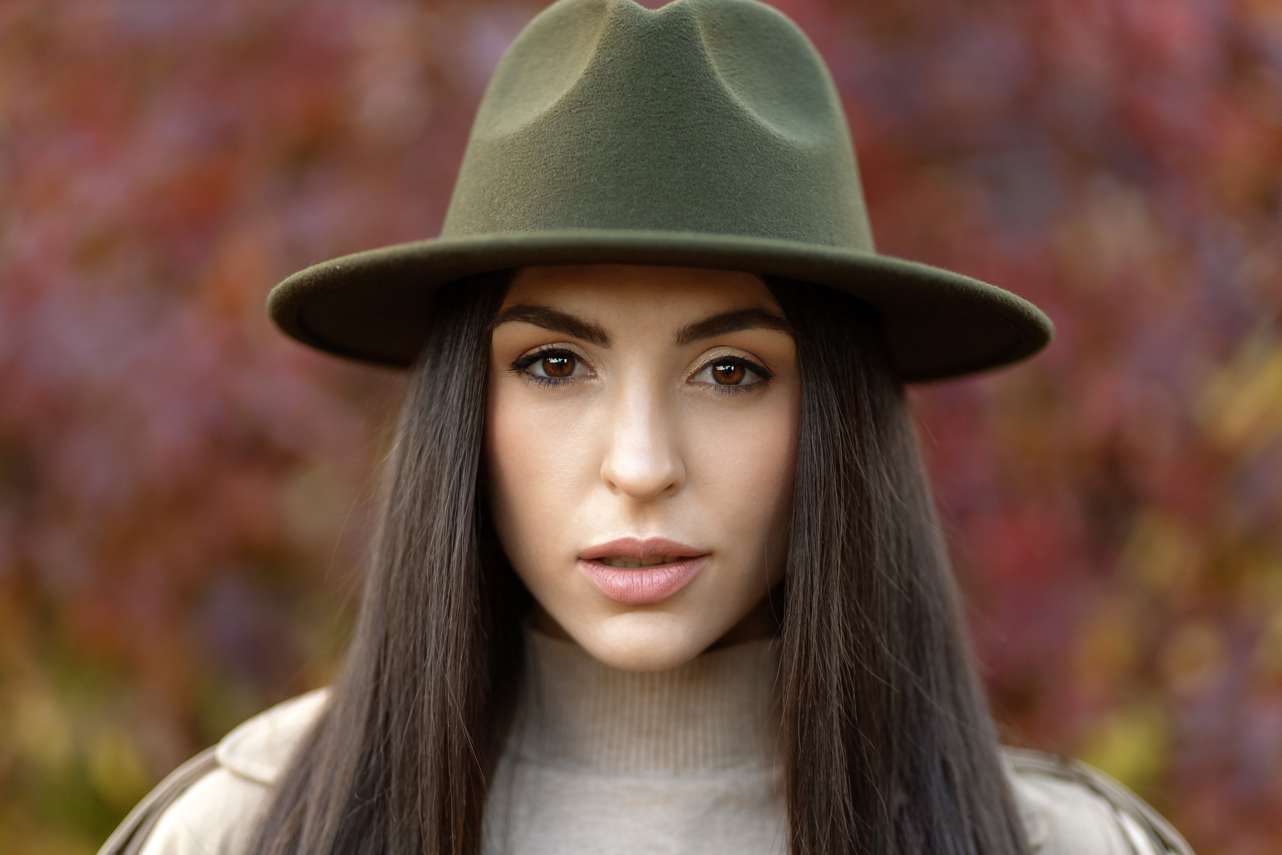 Карина Осень. Ирина Мезенцева | Женский и предметный фотограф | г. Омск