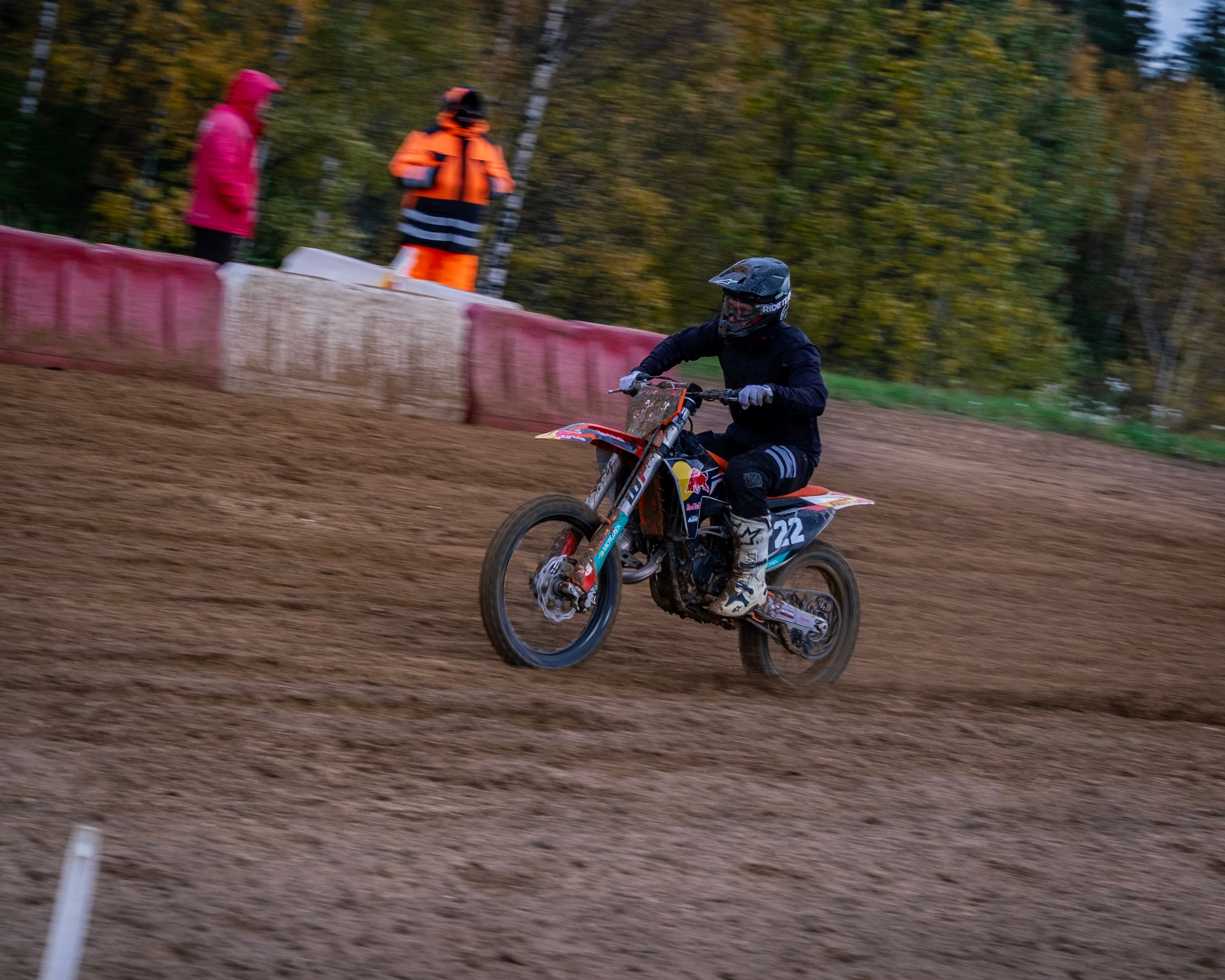 Мотокросс (Игора Драйв). Автомобильные фотографии и рисунки в Санкт-Петербурги Пашков Дмитрий