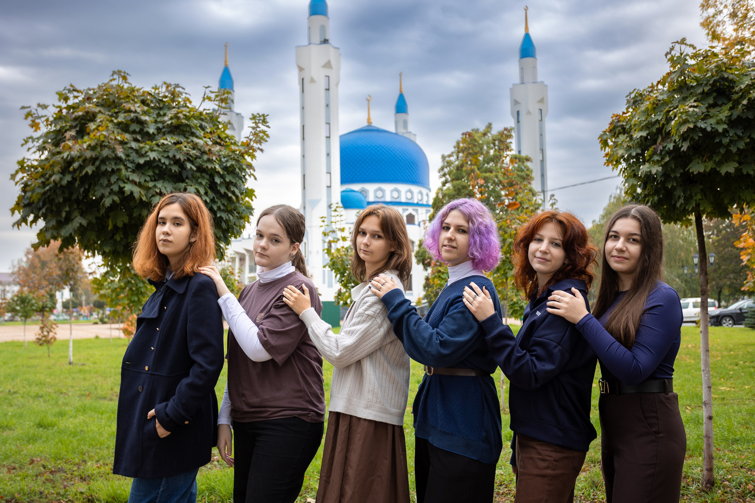 На улице. Выпускные альбомы Майкоп, Краснодар Елена Золотарева