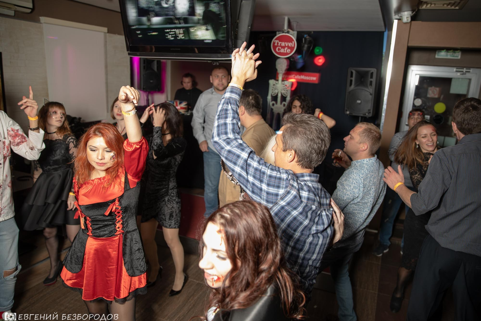 Пятница, 2-е. Клубная вечеринка на Хеллоуин | 2.11.2018. Галерея Фантим