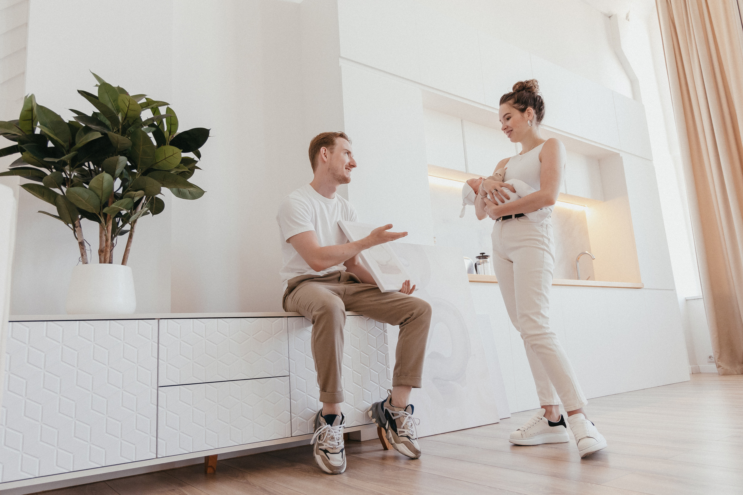 Студия семья. Репортажный и семейный фотограф видеограф в Москве