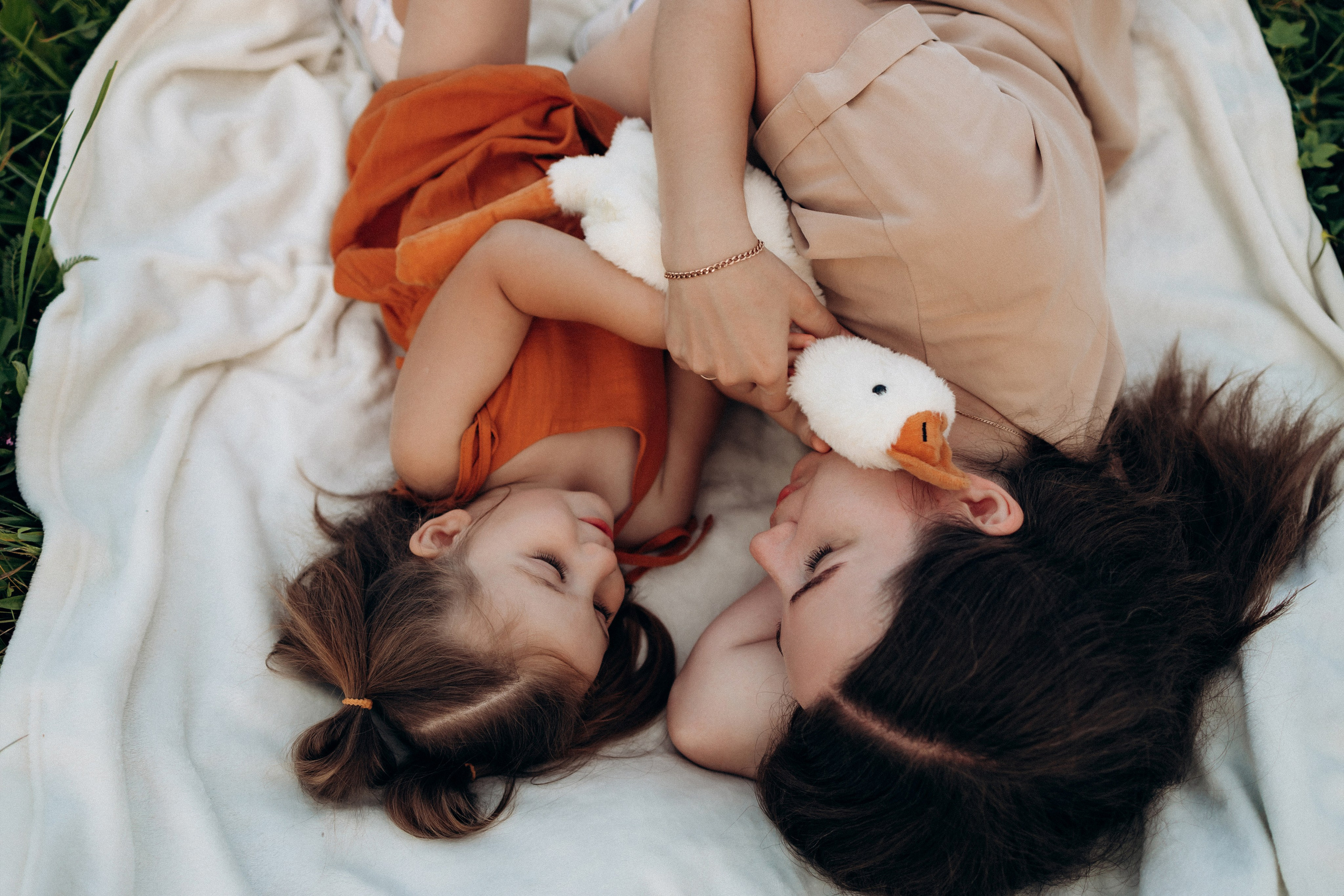 Катя и малышка Аня. Фотограф Елена Рябцева