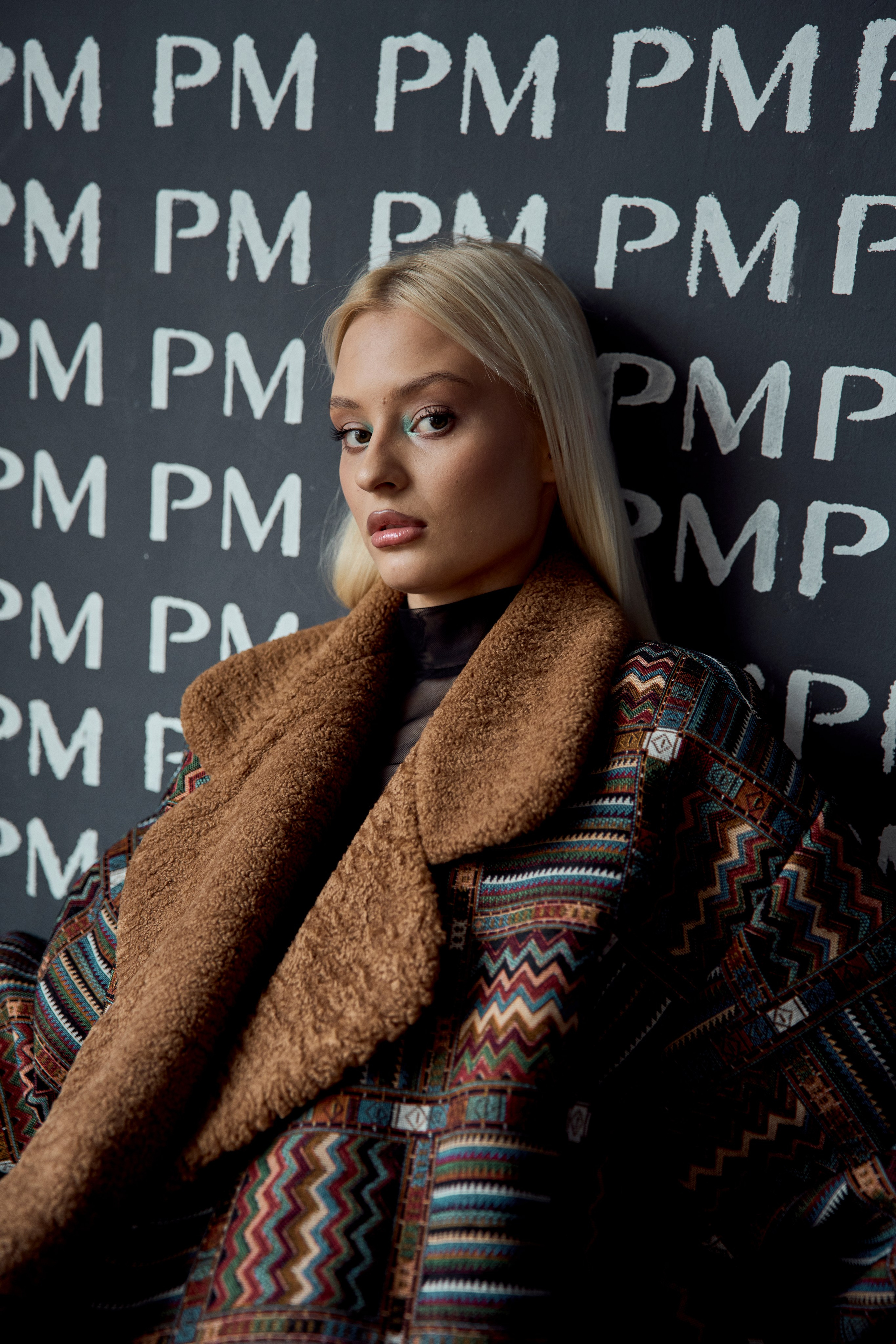 PROMEMORIES x 9:04 PM. Студийный фотограф в Екатеринбурге Бшари Заана