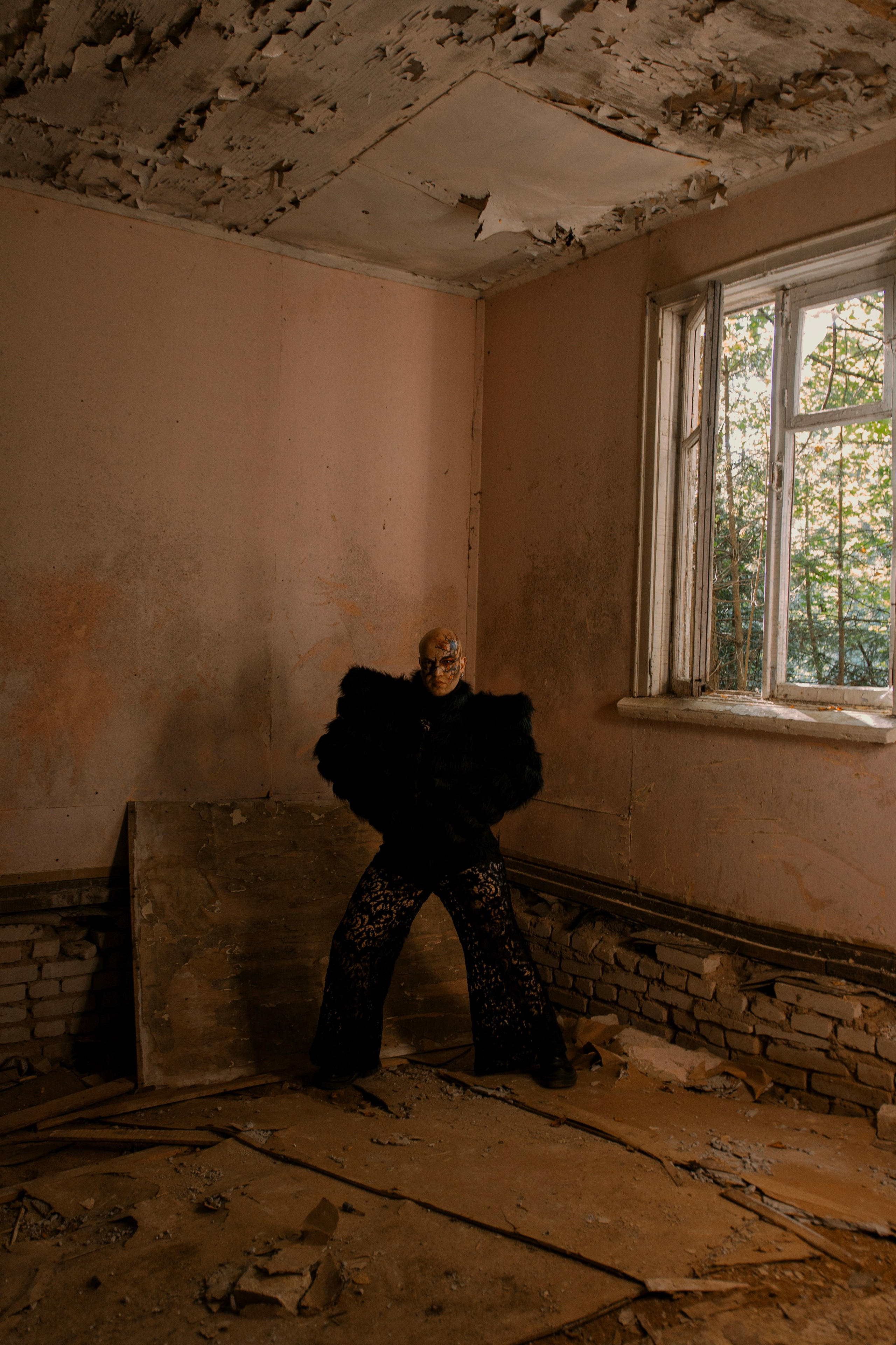 Не место красит человека, а…