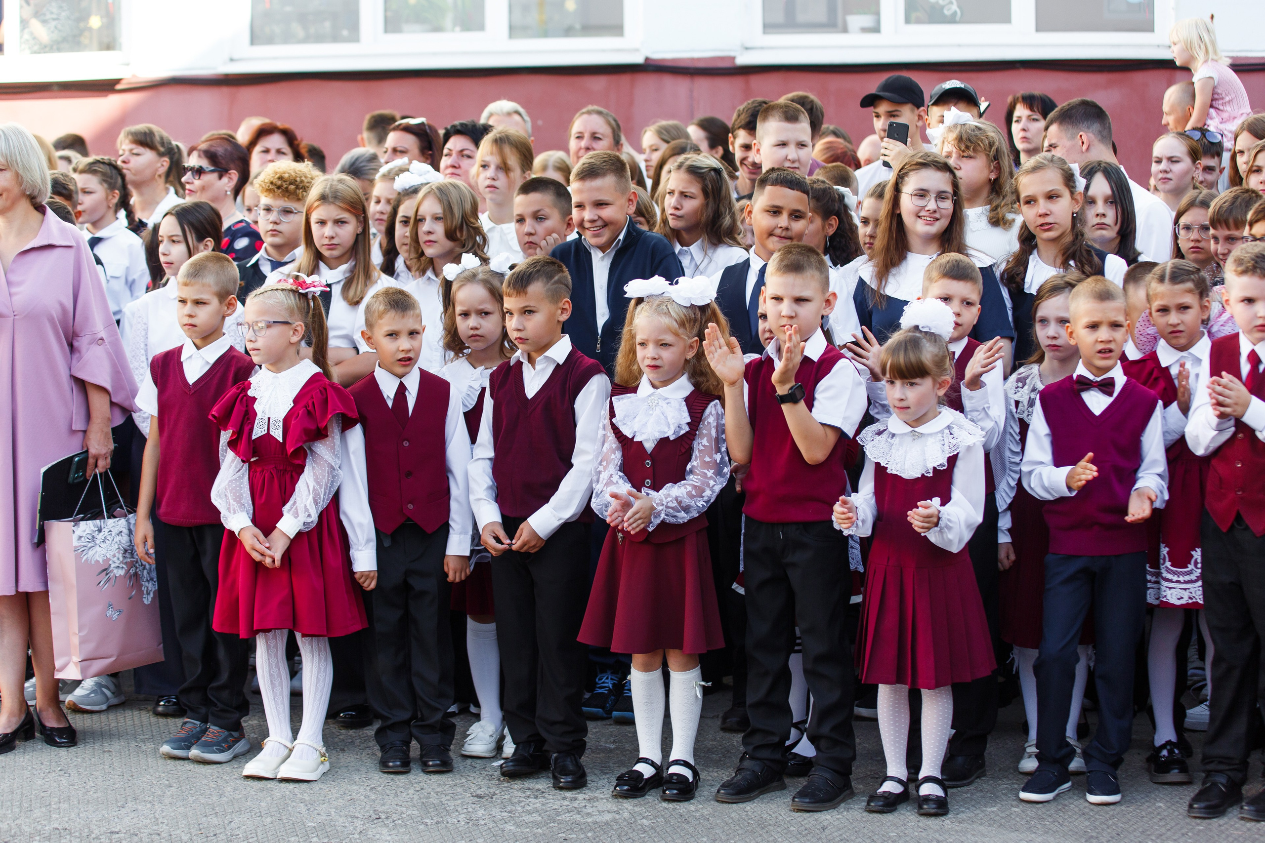 01 СЕНТЯБРЯ 2024 (МБОУ г. Мценска «Средняя школа № 9»). Профессиональный фотограф в Мценске и Орловской области