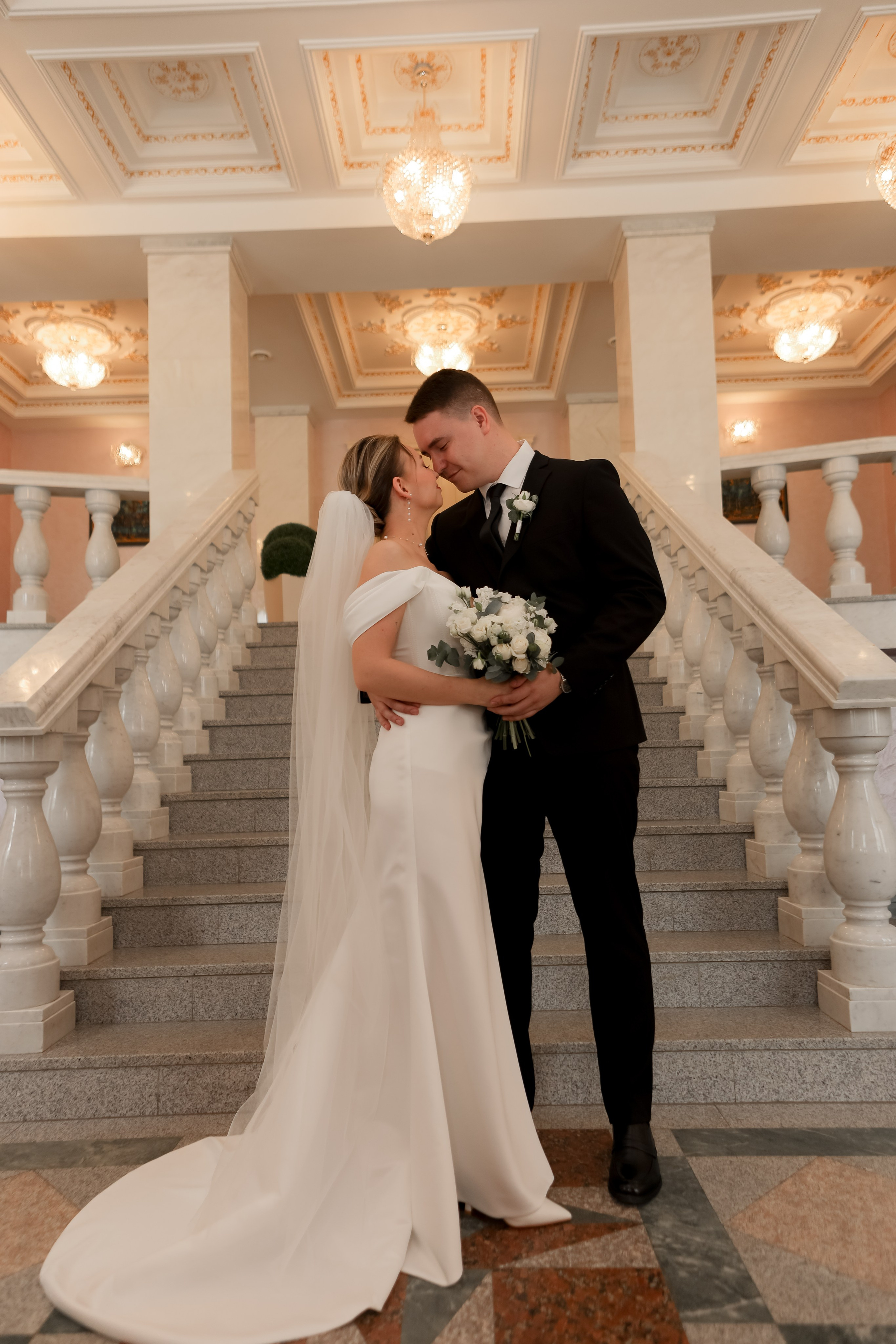 Михаил и Регина. Портретный и свадебный фотограф Айгюн в городе Йошкар-Ола