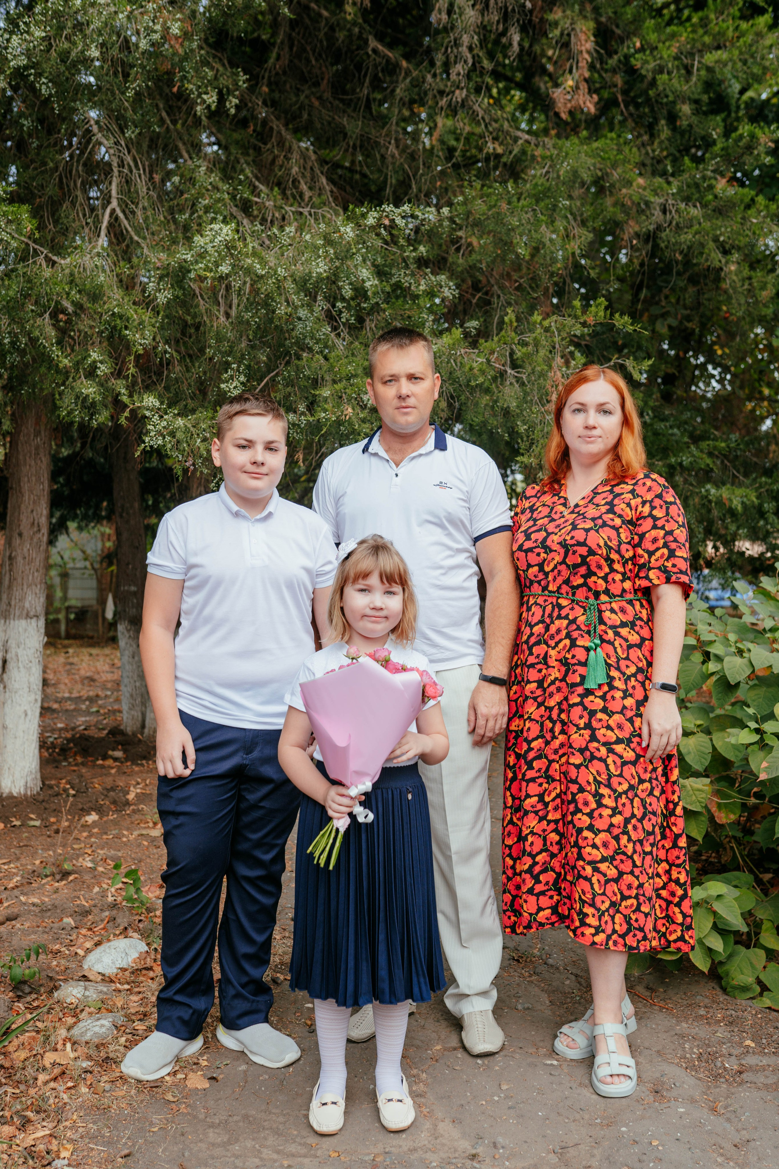 1 Сентября (СШ 63). Выпускные альбомы «Поколение» в городе Краснодар