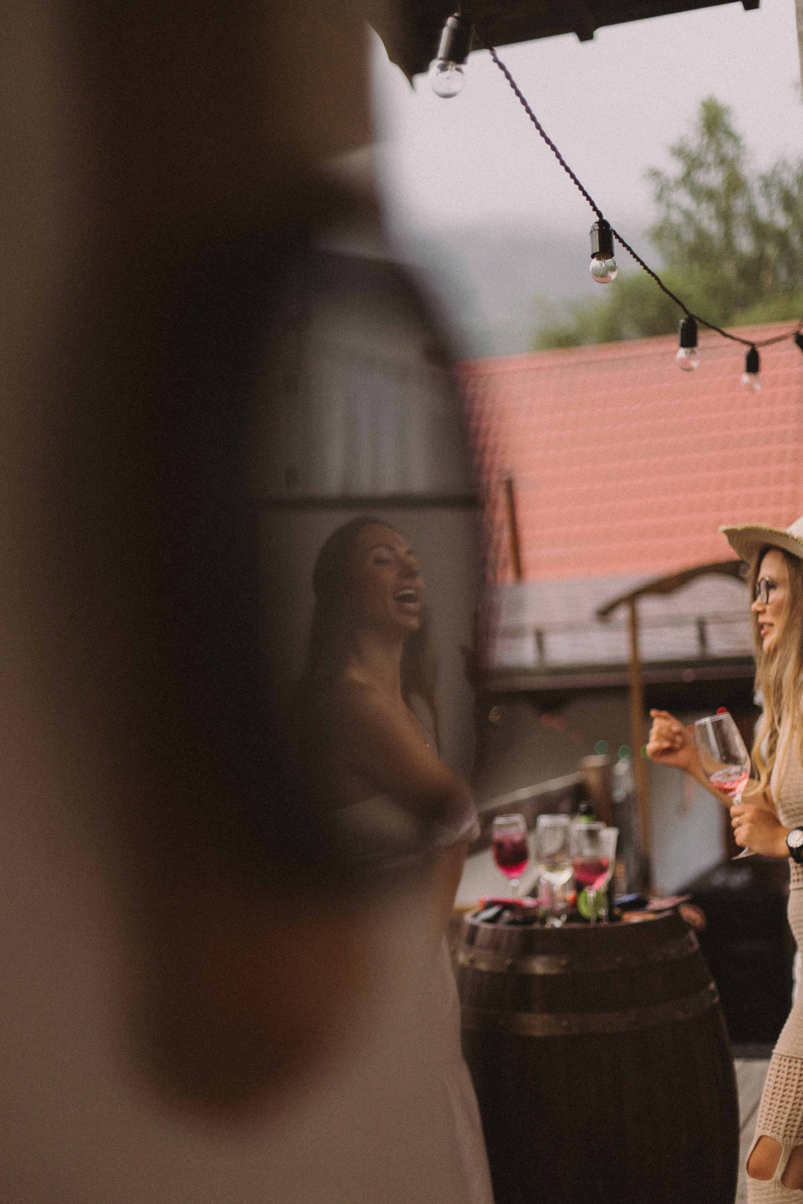 Репортажная фотосессия свадебной вечеринки в Красной поляне. Свадебный, репортажный и портретный фотограф Сочи, Краснодар. Александра Зайцева