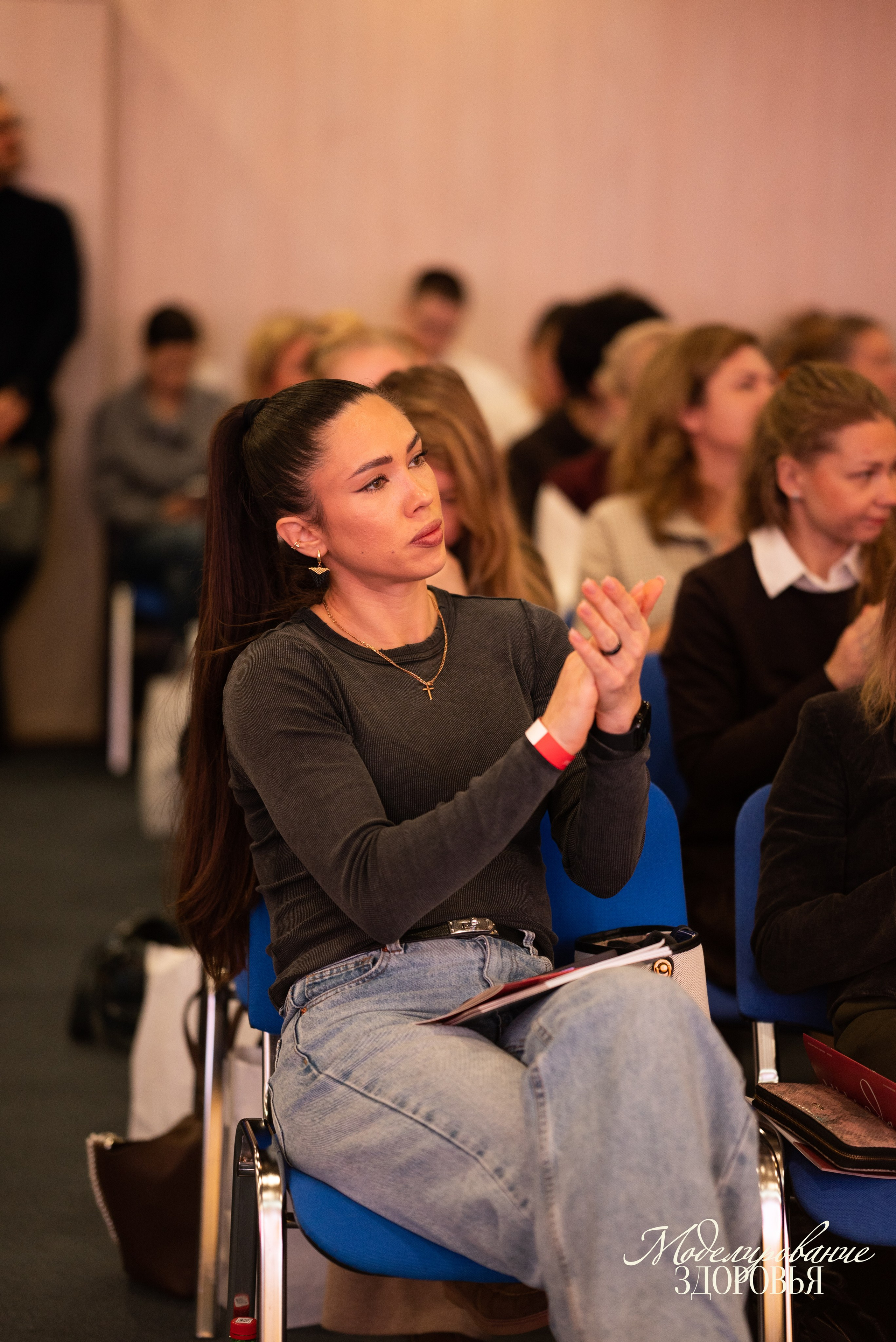 Конференция «Моделирование здоровья. Интегративная медицина, нутрициология, биохакинг», 2025. Женский и семейный фотограф в Москве и Красногорске Светлана Левченко