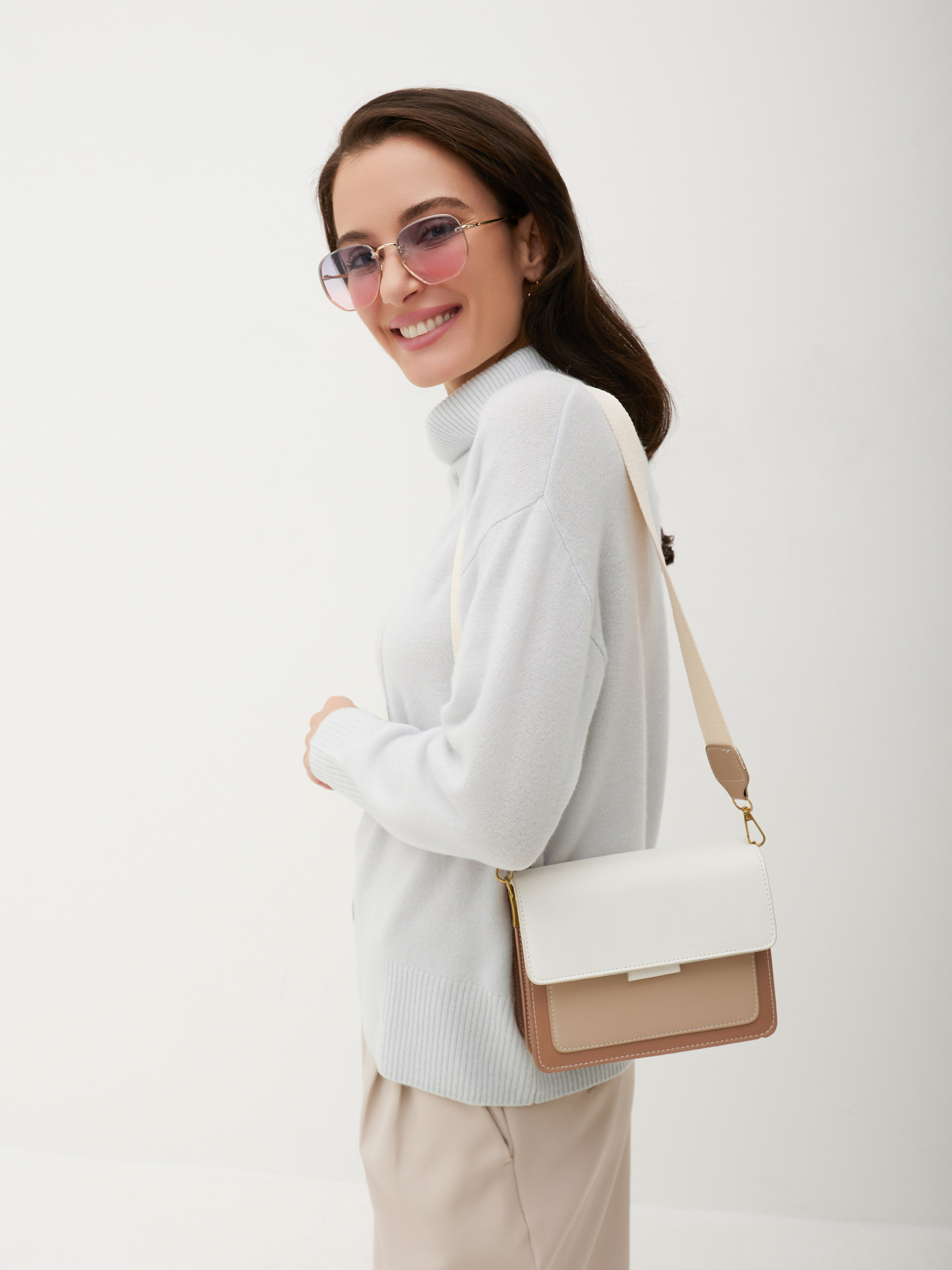 Каталог Лаура. Portfolio ideai-studio