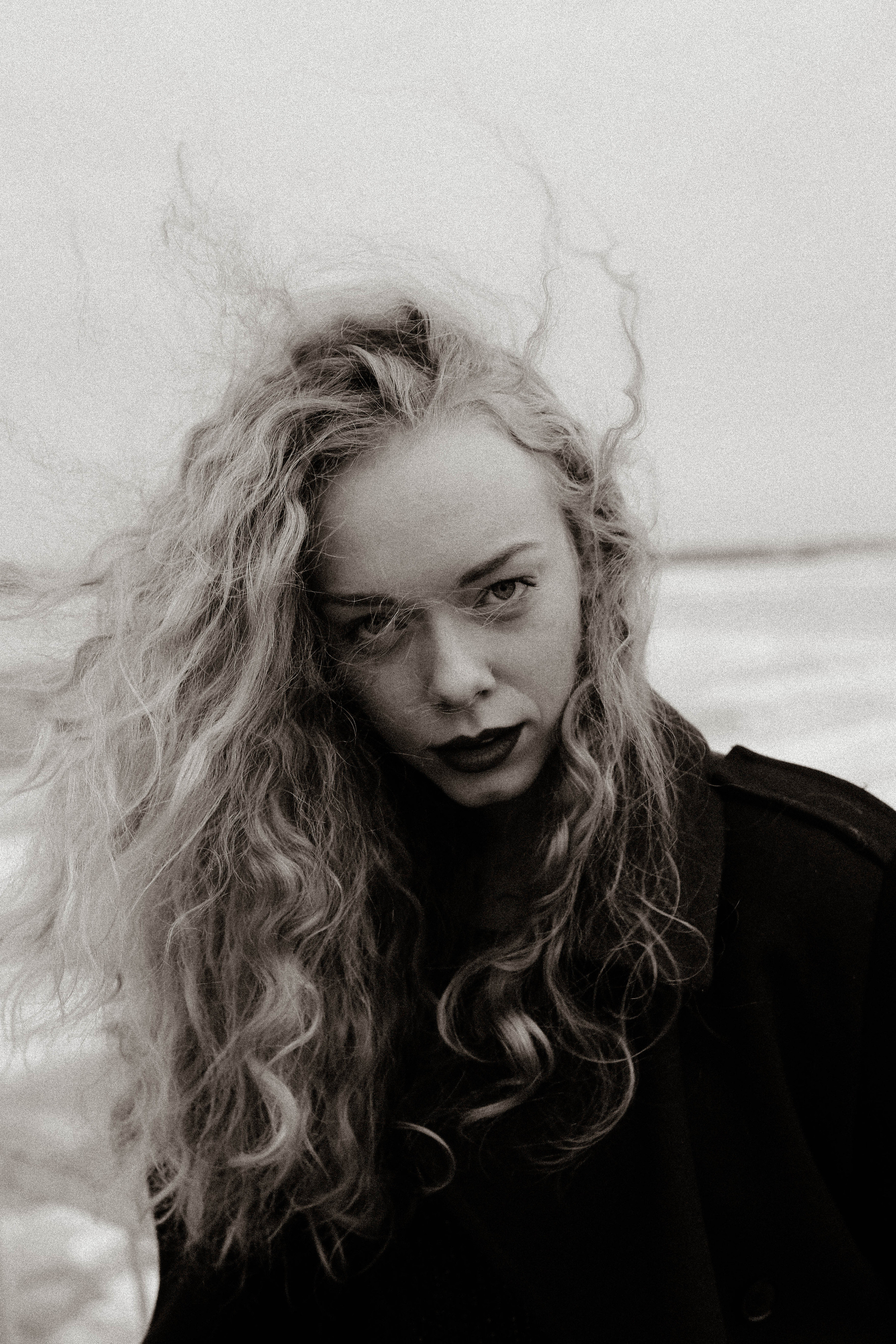 Холодно. Портретный и свадебный фотограф в Астрахани Сабира Аубекерова