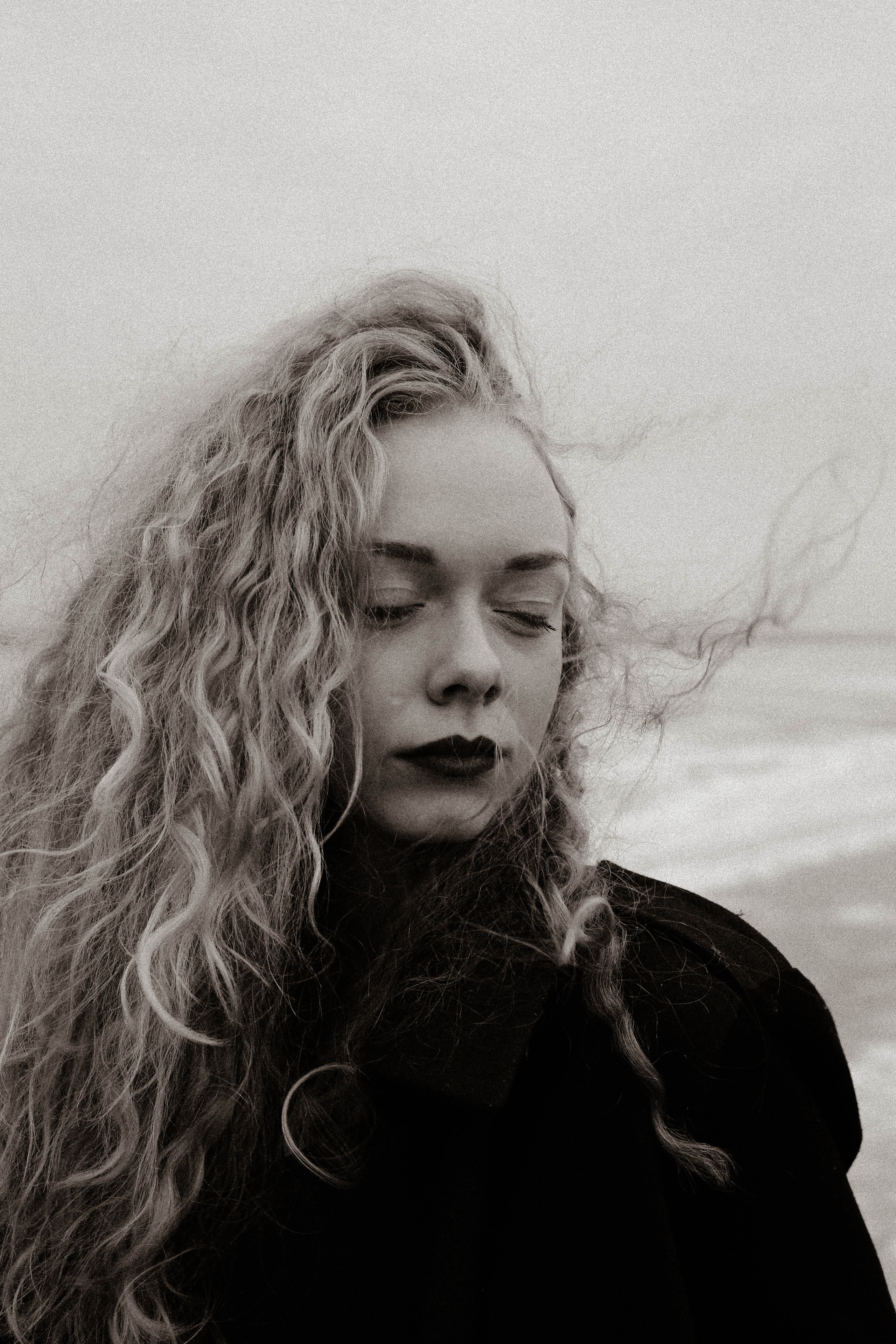 Холодно. Портретный и свадебный фотограф в Астрахани Сабира Аубекерова