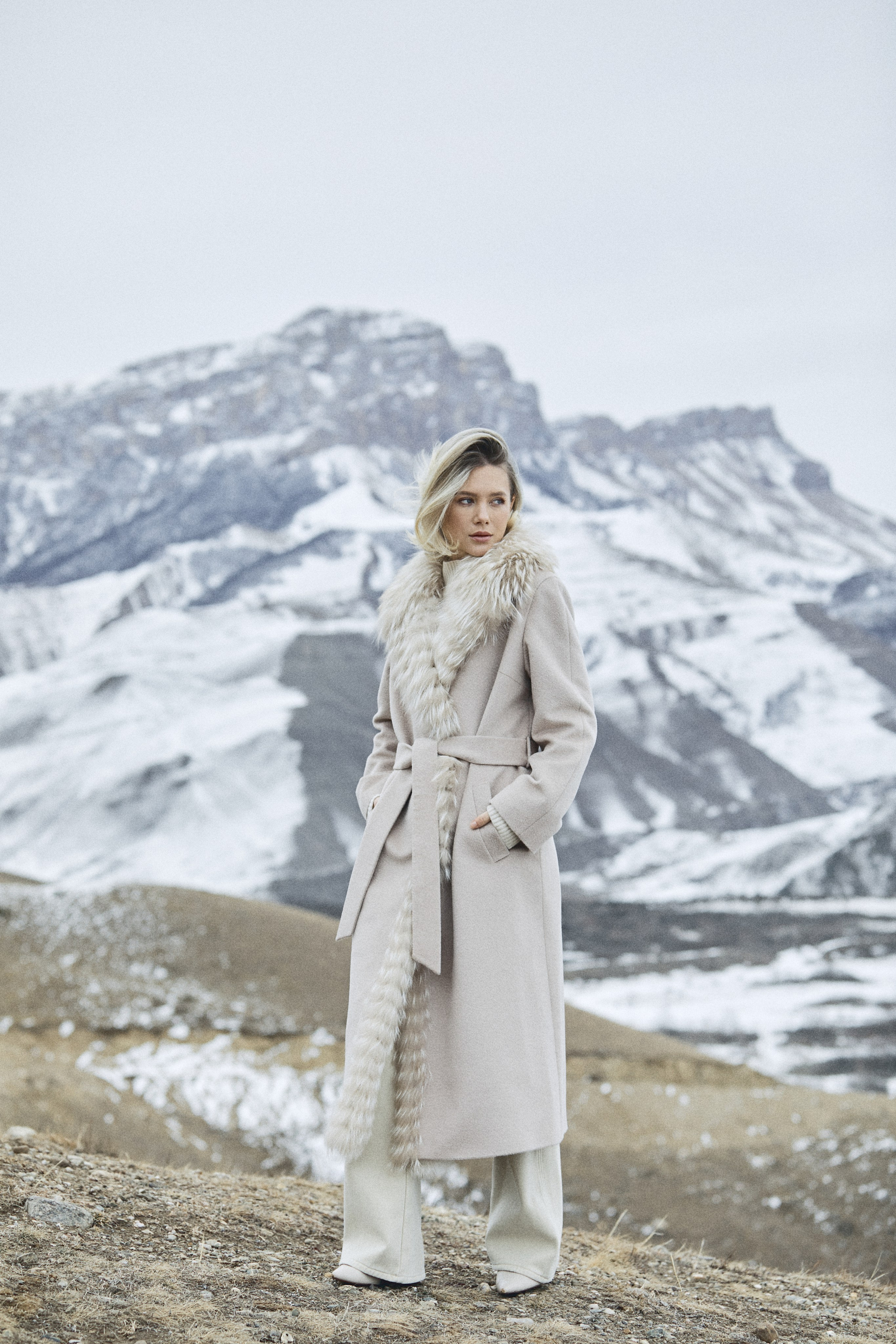 Выездная съемка для бренда одежды. Фотограф Продюсер в горах КБР / Москва  Нальчик Горы