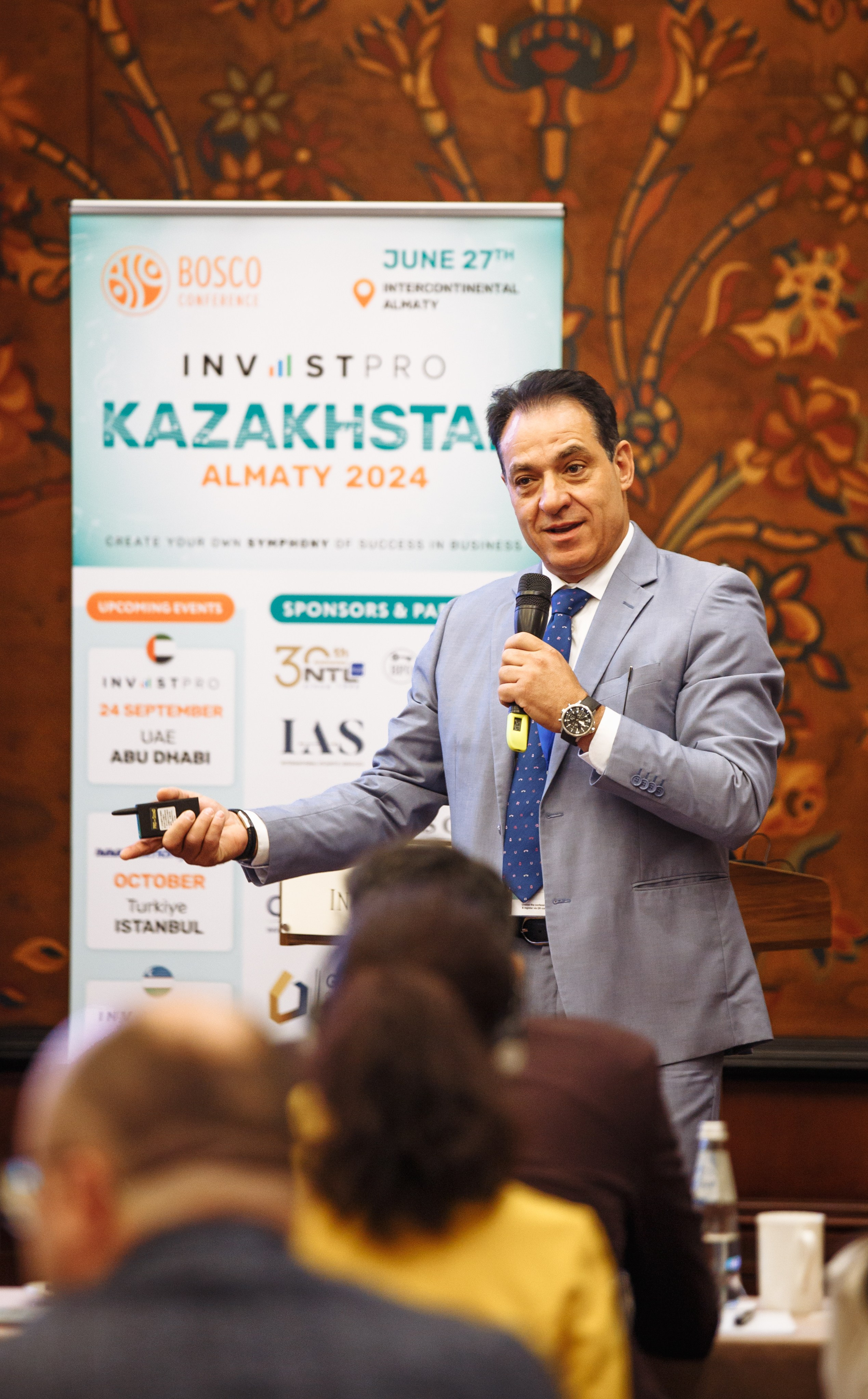 Фоторепортаж Bosco conference. Коммерческий и репортажный фотограф в Алматы — Jora Abramov