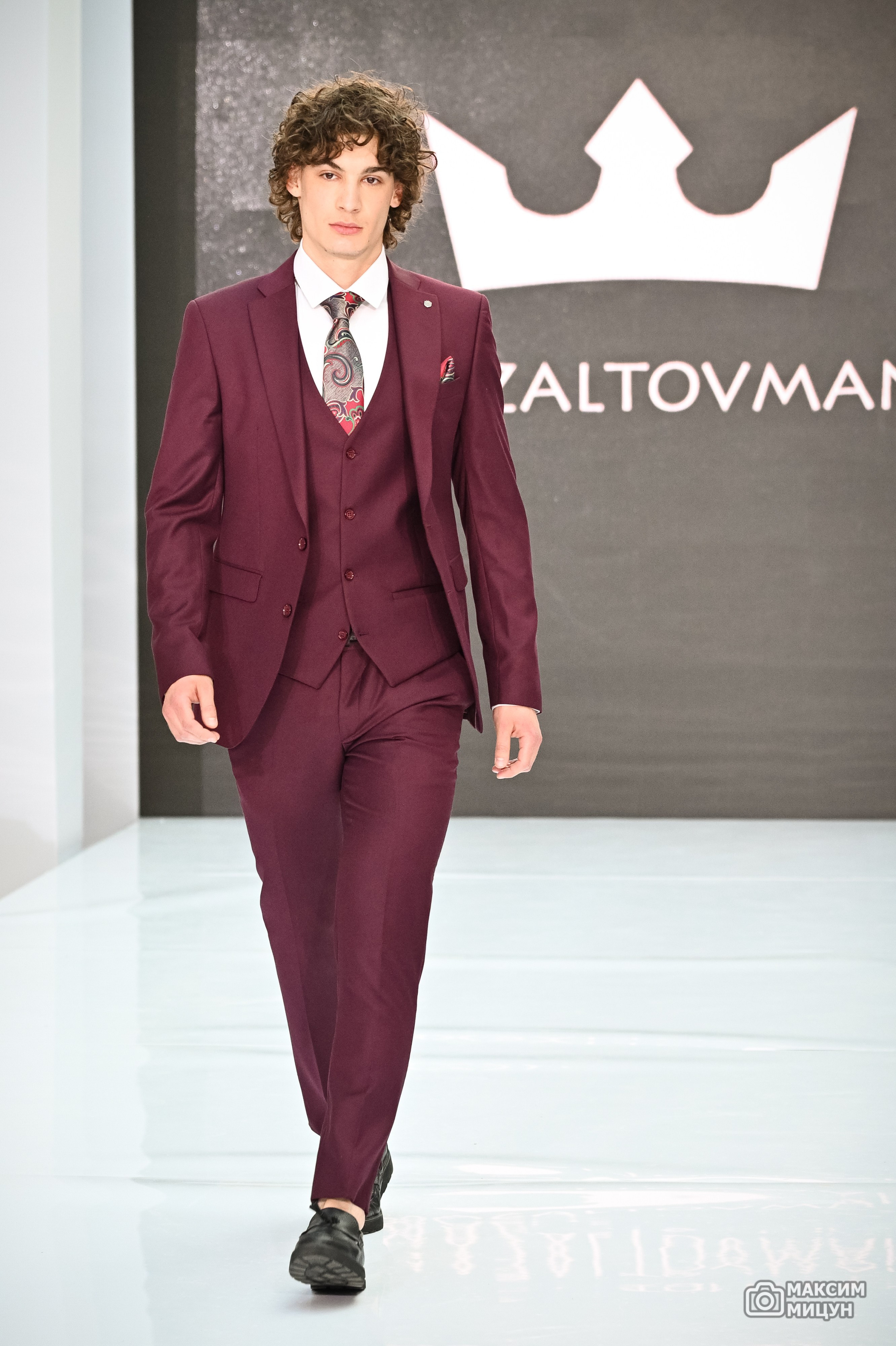 Модные показы. Фотограф Максим Мицун. Портрет, свадьба, репортаж, каталог