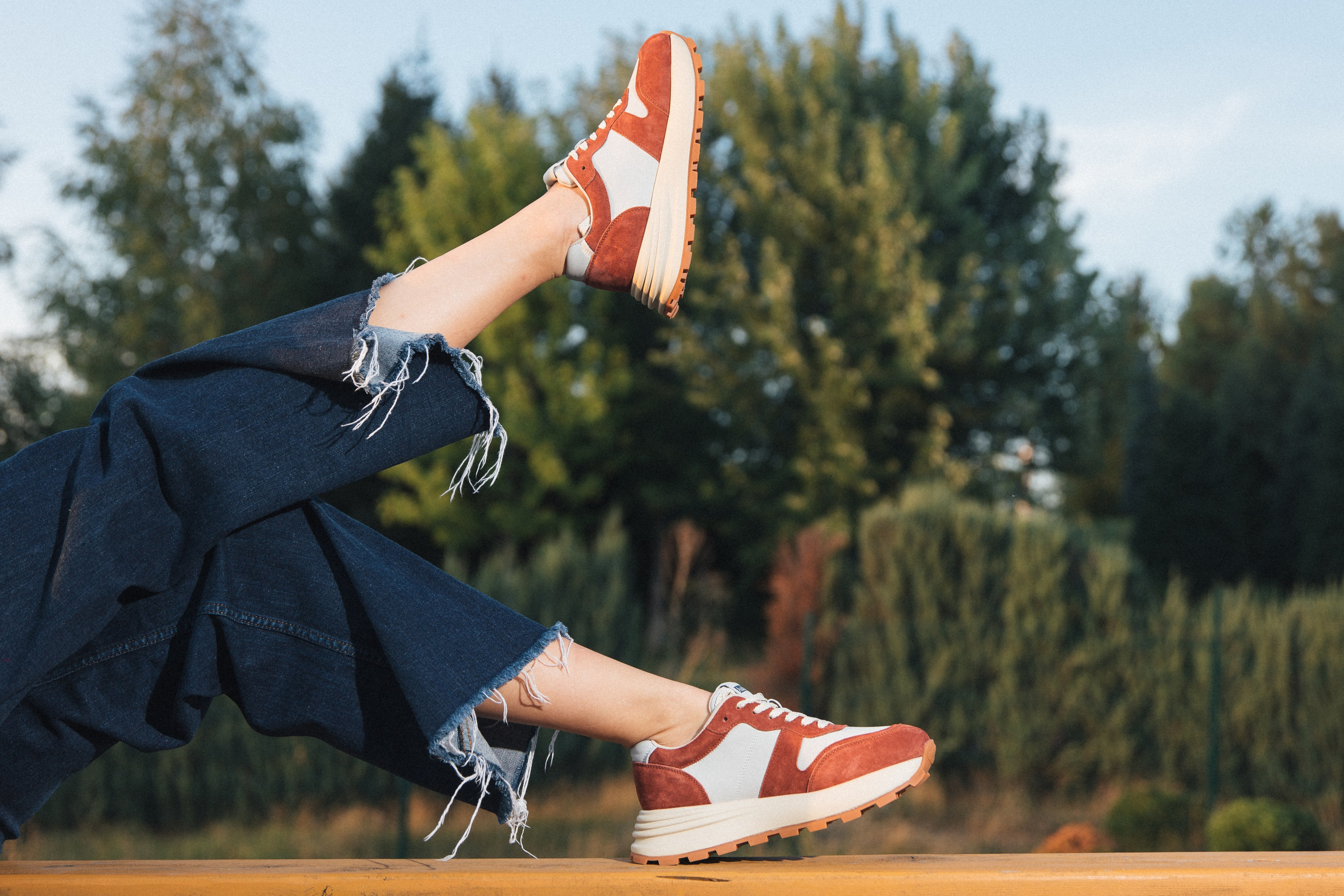 Respect shoes. Свадебный и студийный фотограф в Алматы Ильяс Кырбаев