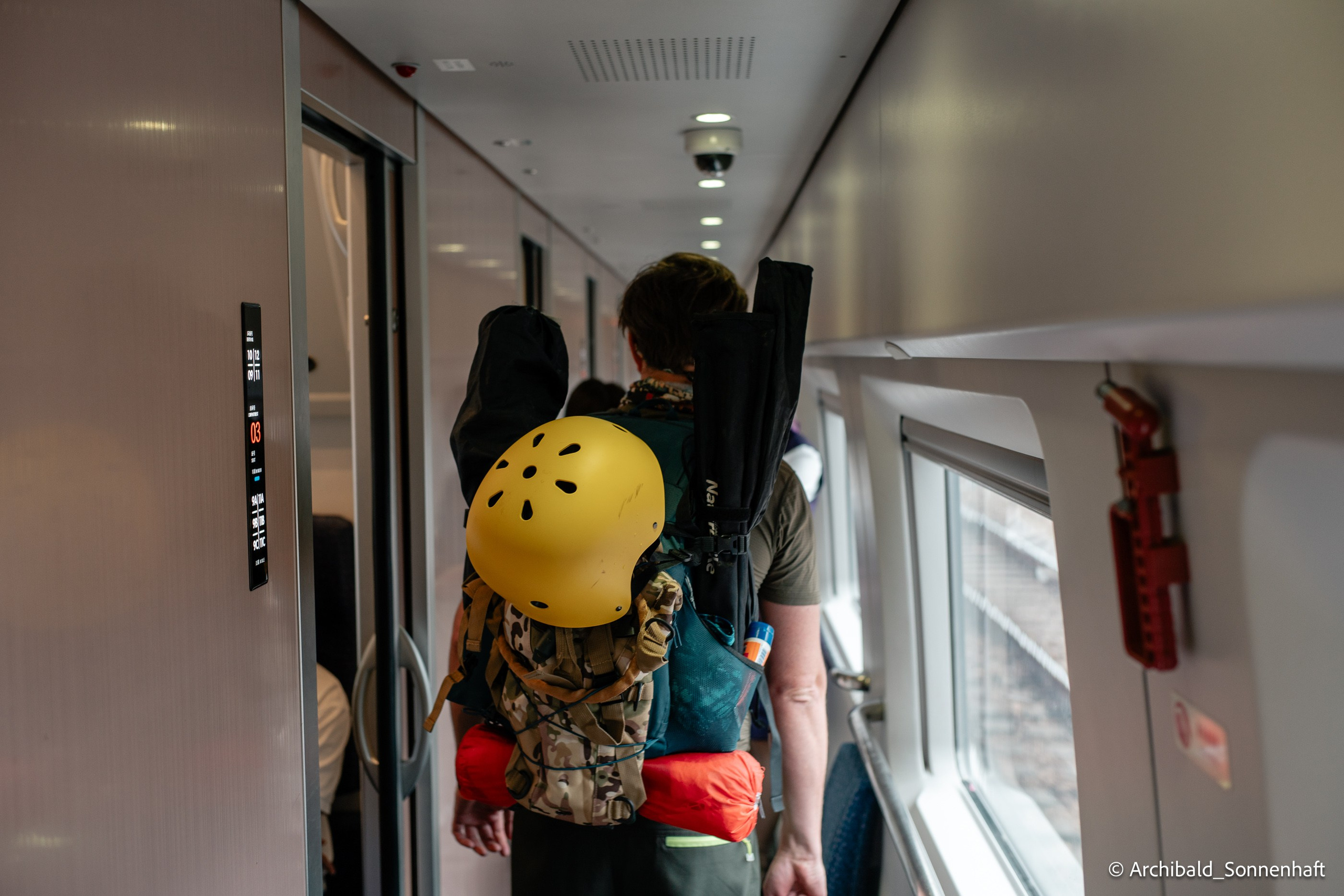 Kayaking in Huizhou, China. Photographer in Guangzhou, China. Archibald Sonnenhaft