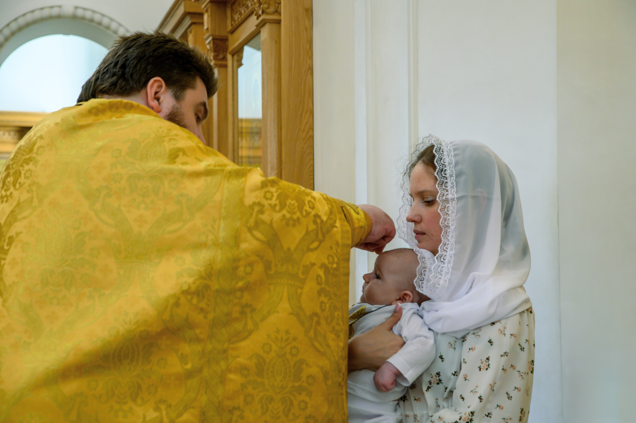 Таинство крещения. Профессиональный фотограф в Санкт-Петербурге