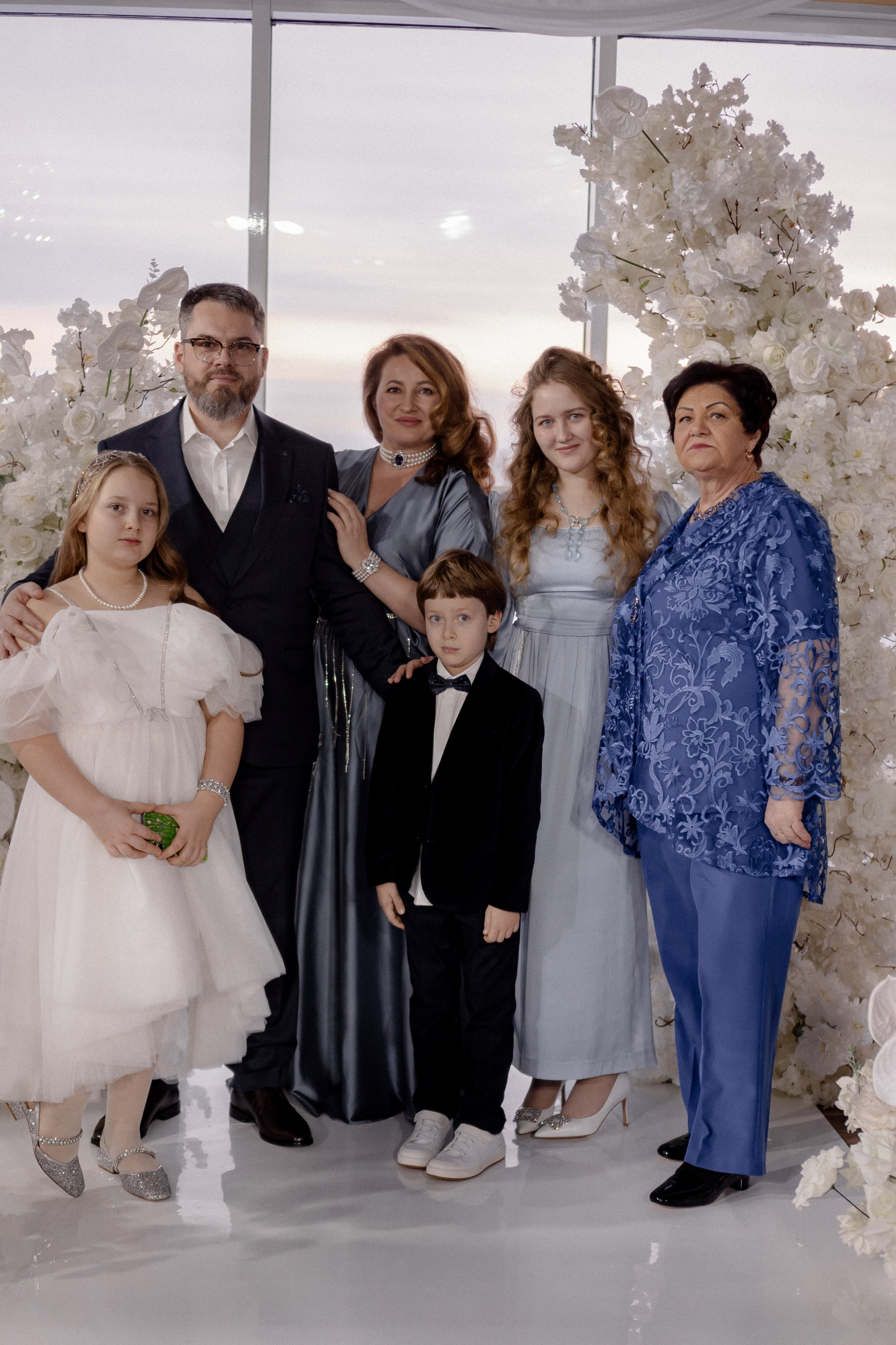 СВАДЕБНАЯ СЬЕМКА СБОРОВ В ОТЕЛЕ И ВЫЕЗД НА ЦЕРЕМОНИЮ (СНЯТО В СИБИРЕ В НИЖНЕВАРТОВСКЕ). Профессиональный фотограф, Санкт-Петербург — Виктория Богомолова