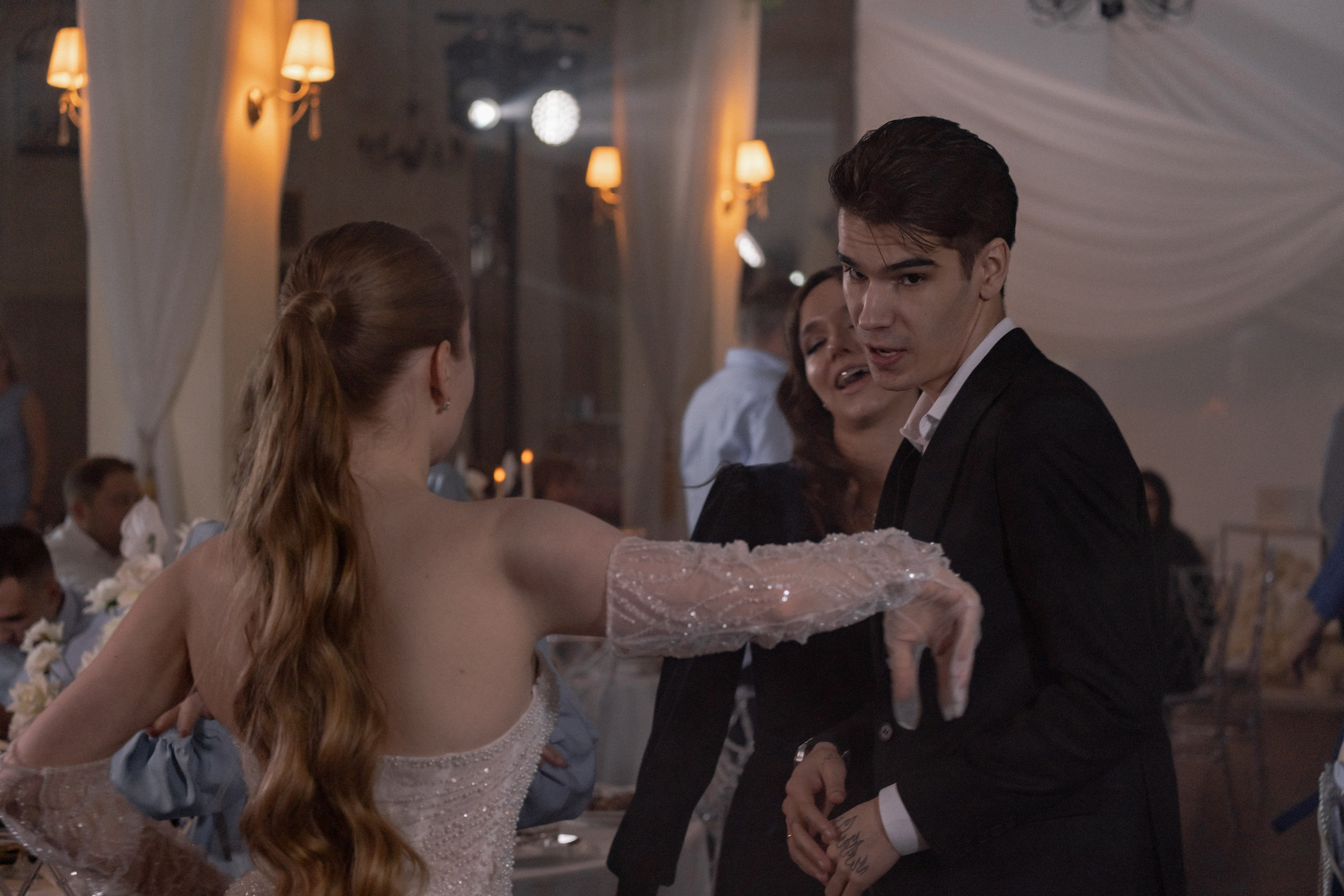 СВАДЕБНЫЙ БАНКЕТ (СНЯТО В СИБИРЕ В НИЖНЕВАРТОВСКЕ). Профессиональный фотограф, Санкт-Петербург — Виктория Богомолова