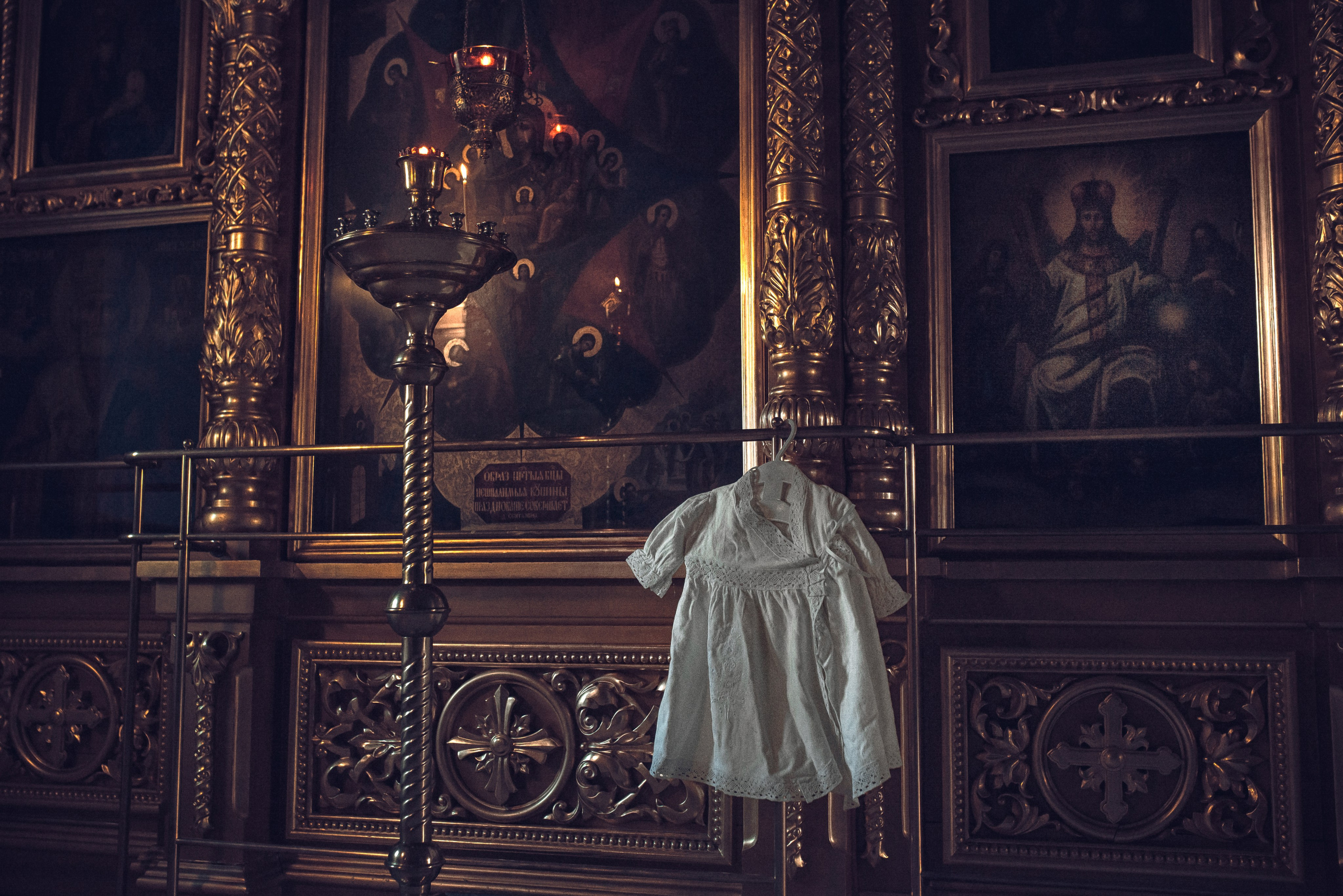Крещение Екатерины в Троицком соборе Саратова. Фотограф на крещение в Саратове Марина Грушина