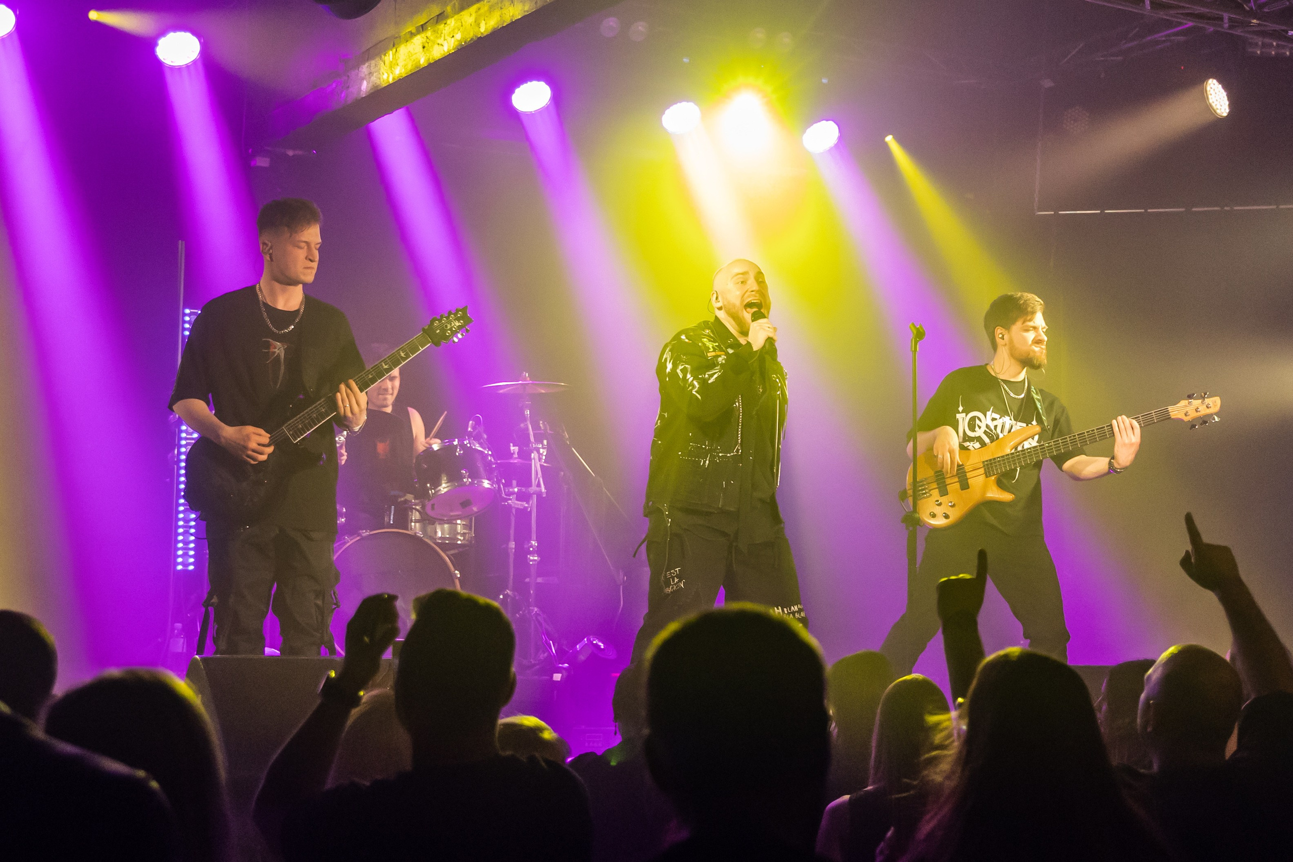 Концерт альтернатив метал группы iOSTRA 30.03.24. Фотограф Владимир Охрименко