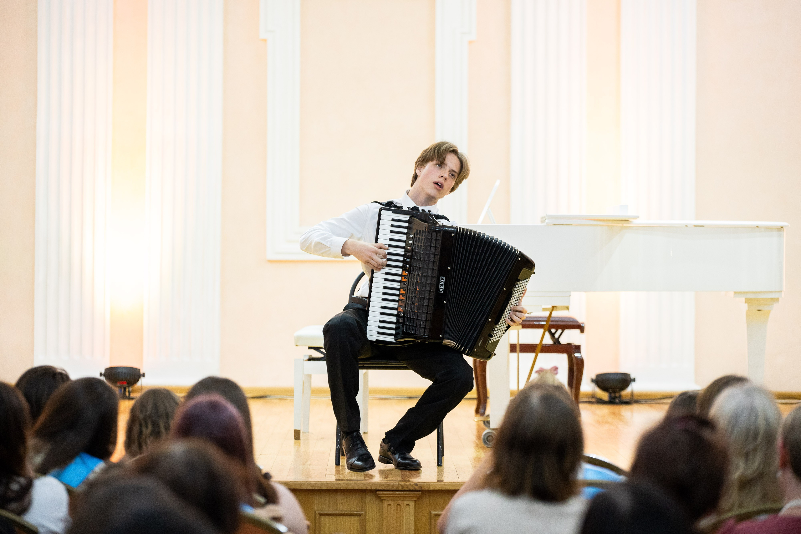 Отчетный концерт ДМШ № 3. Фотограф Родион Нарудинов