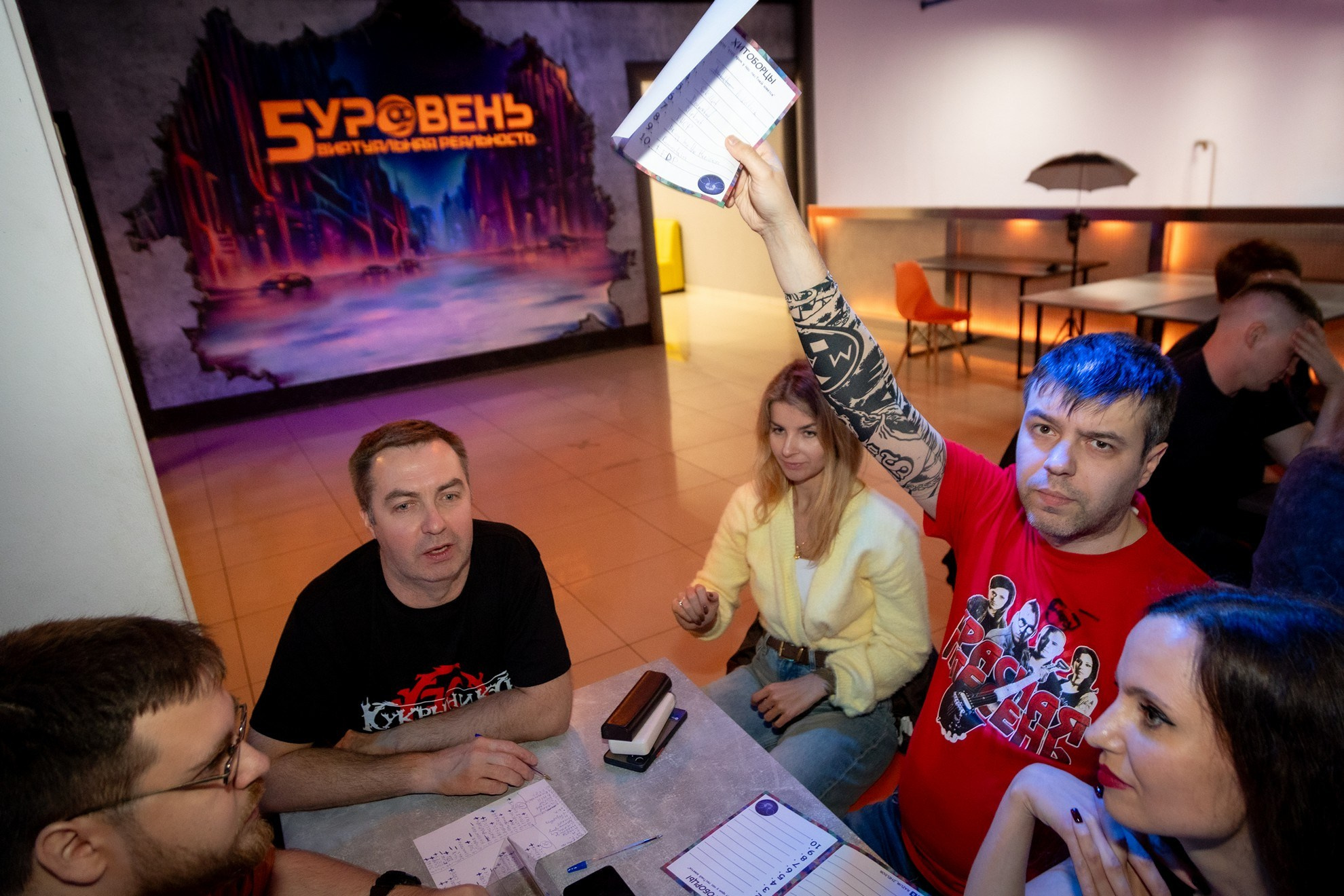 КВИЗ 5й Уровень. Свадебный и репортажный фотограф в Москве и Московской области