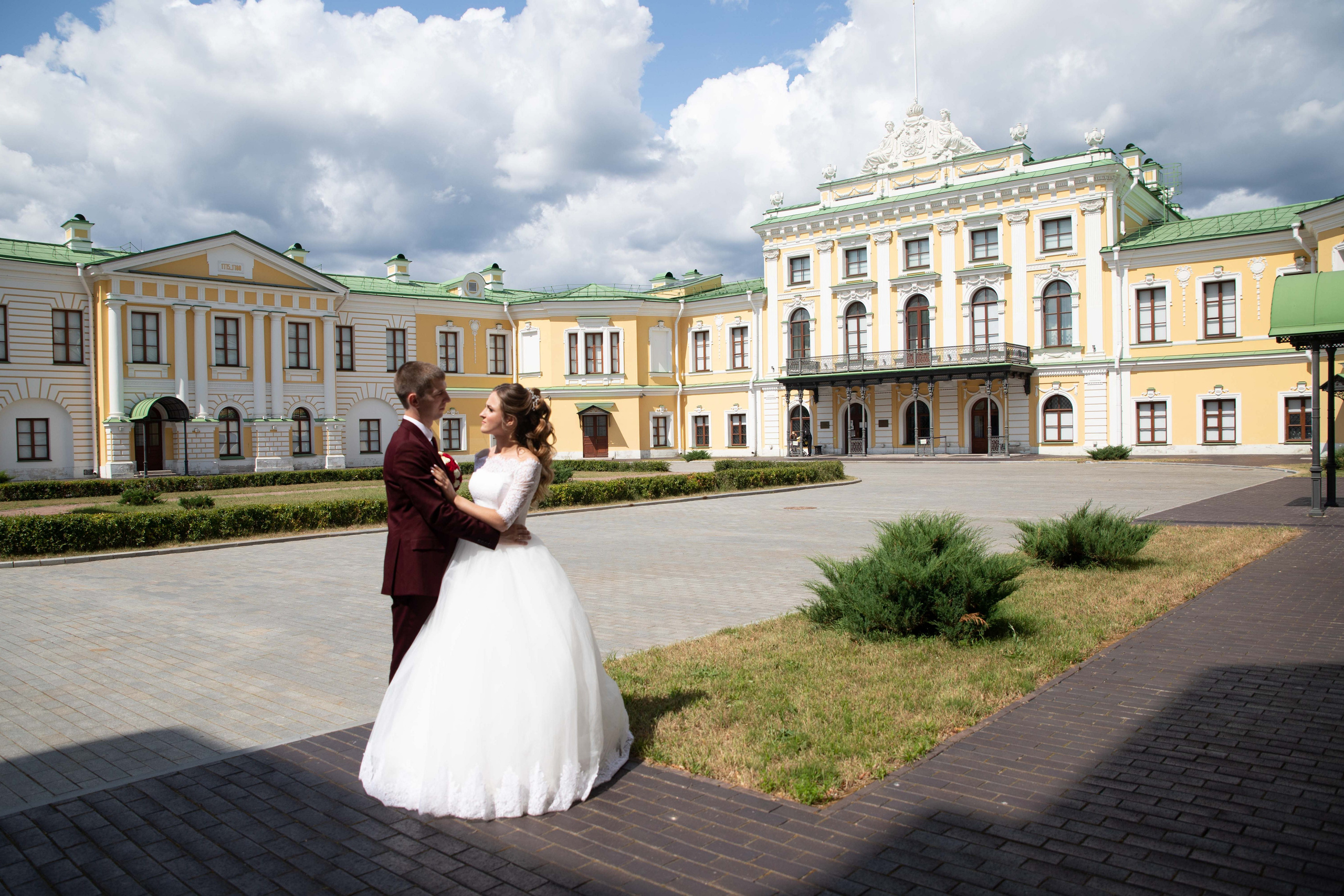 Свадебная съемка. Семейный свадебный интерьерный фотограф Тверь Санкт- Марина Свистунова