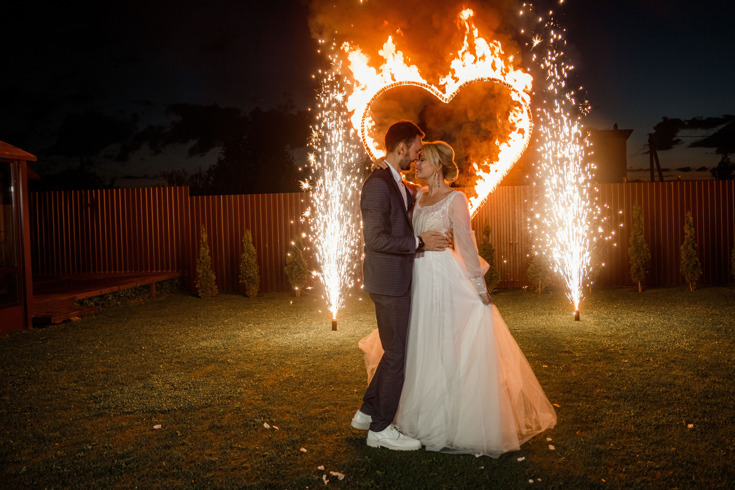 Свадебная съемка. Семейный свадебный интерьерный фотограф Тверь Санкт- Марина Свистунова