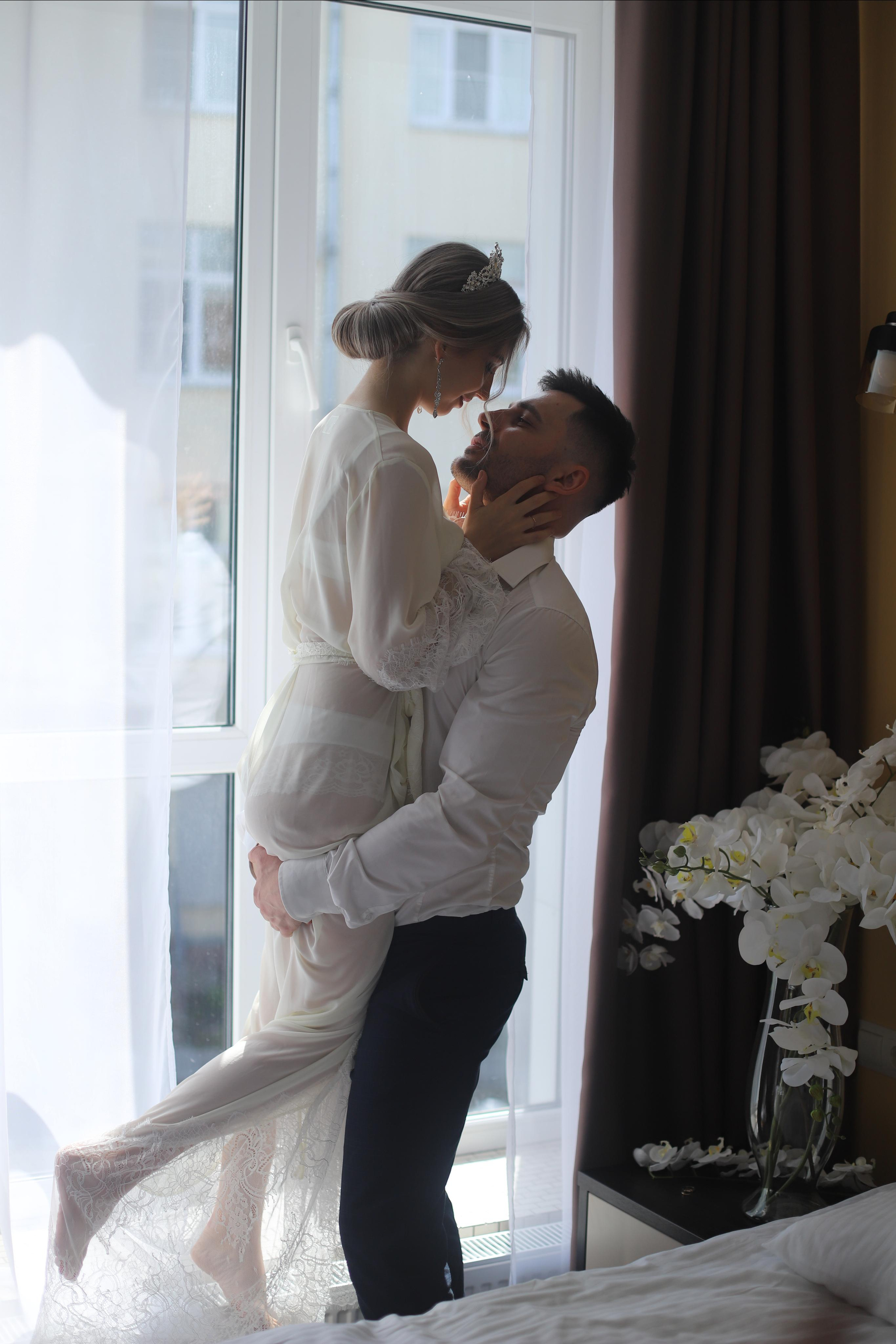 Свадебная съемка. Семейный свадебный интерьерный фотограф Тверь Санкт- Марина Свистунова