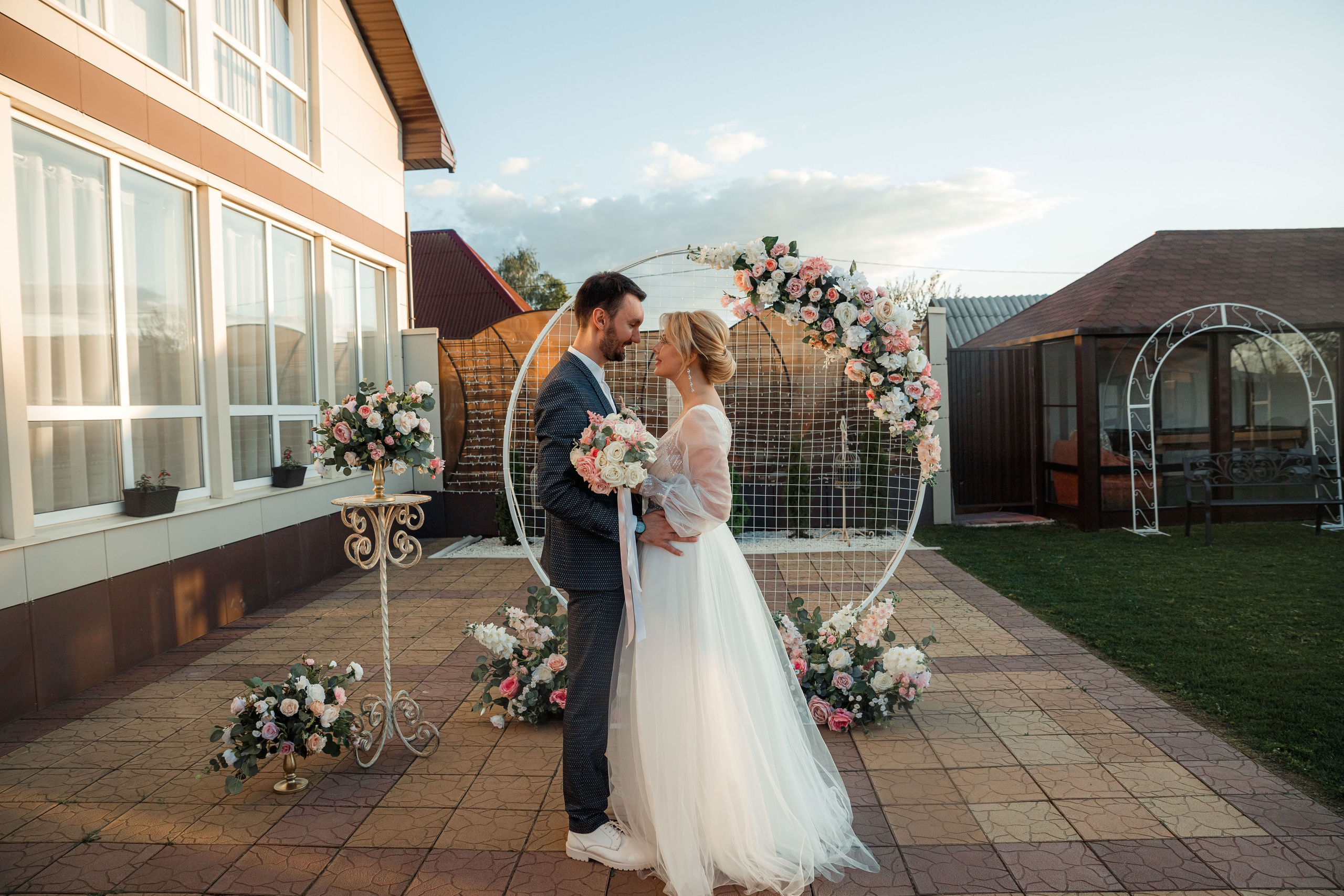 Свадебная съемка. Семейный свадебный интерьерный фотограф Тверь Санкт- Марина Свистунова