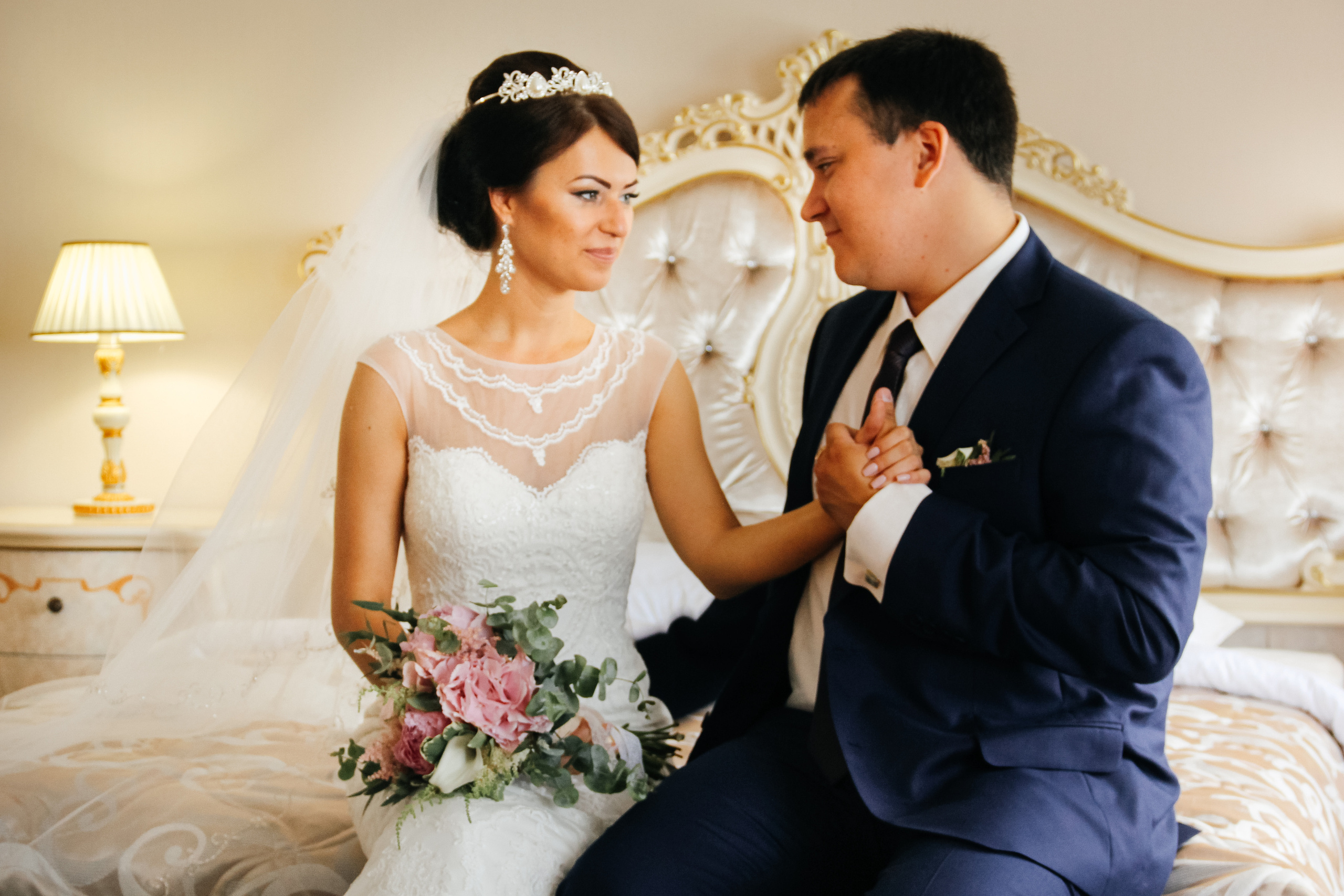 Свадебная съемка. Семейный свадебный интерьерный фотограф Тверь Санкт- Марина Свистунова