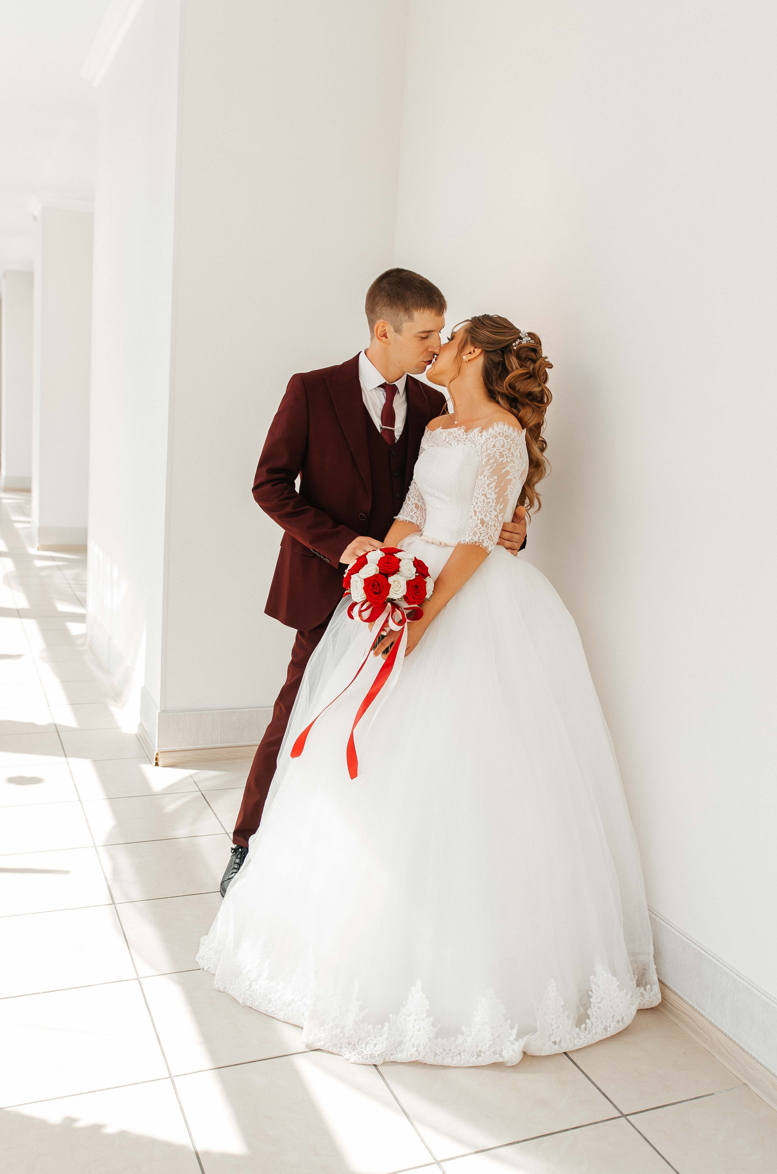 Свадебная съемка. Семейный свадебный интерьерный фотограф Тверь Санкт- Марина Свистунова