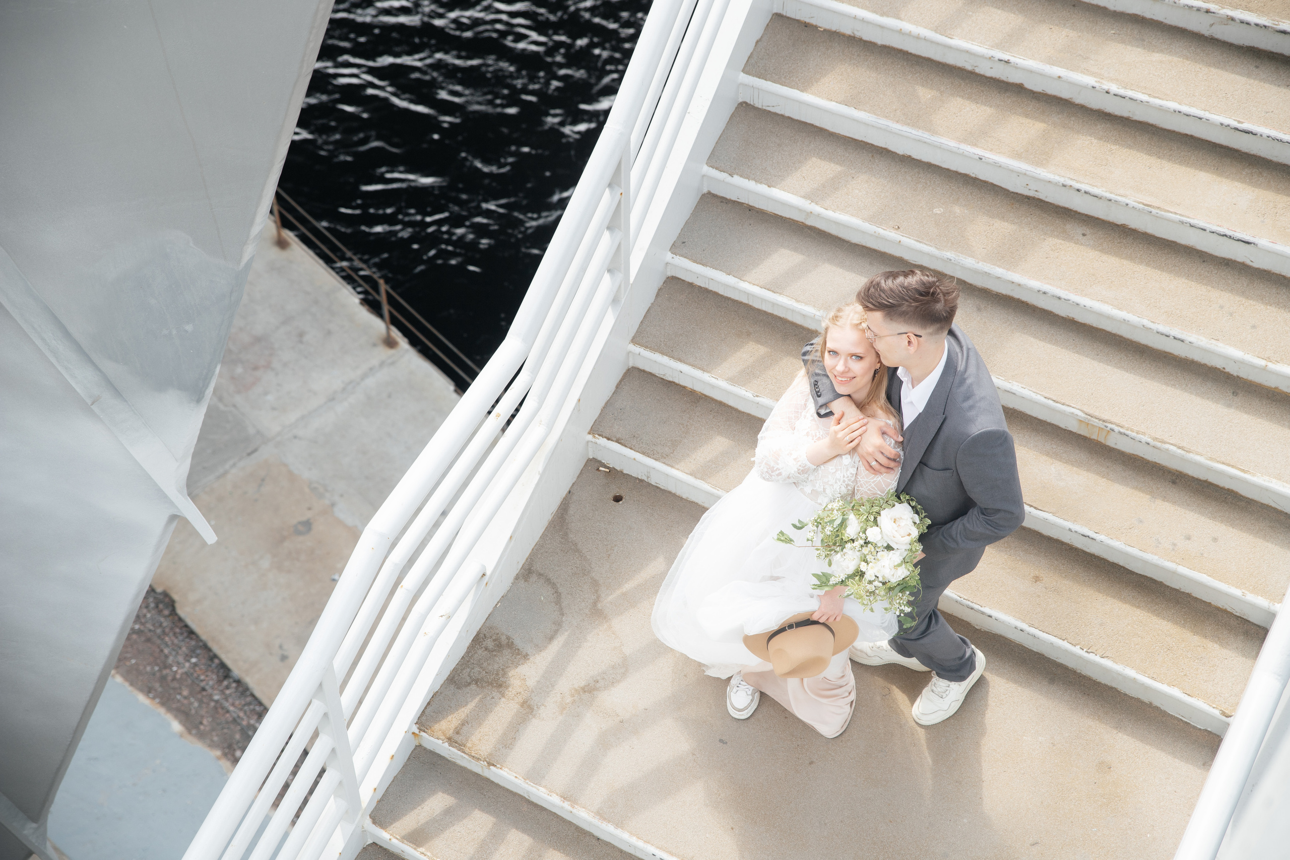 Свадебная съемка. Семейный свадебный интерьерный фотограф Тверь Санкт- Марина Свистунова