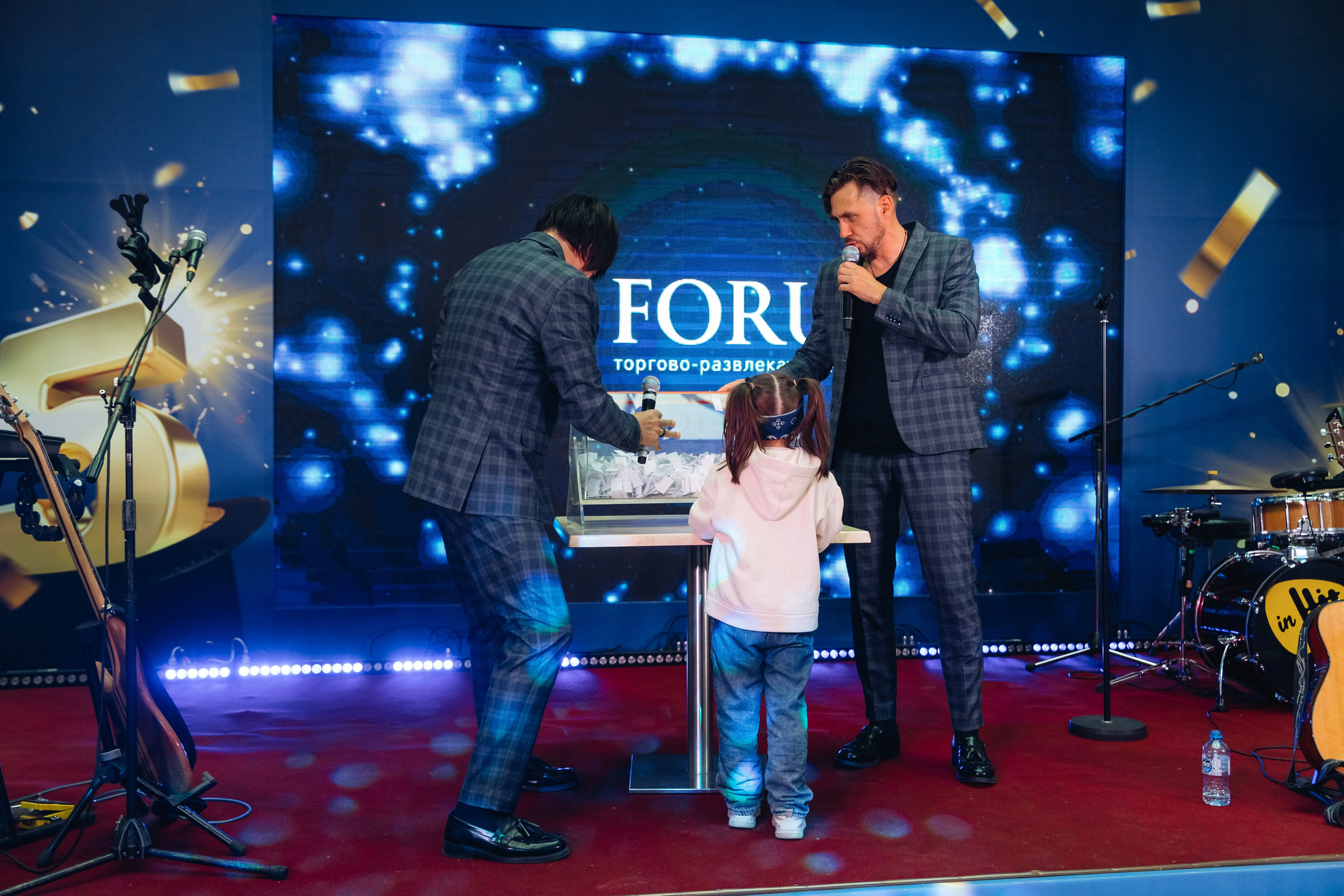 5 лет ТЦ Форум. Свадебный и семейный фотограф в Улан-Удэ