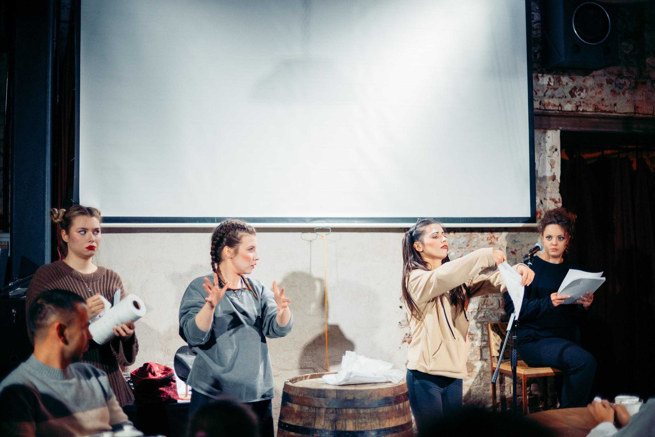 Ежик и медвежонок анонс. Творческий фотограф в Волгограде