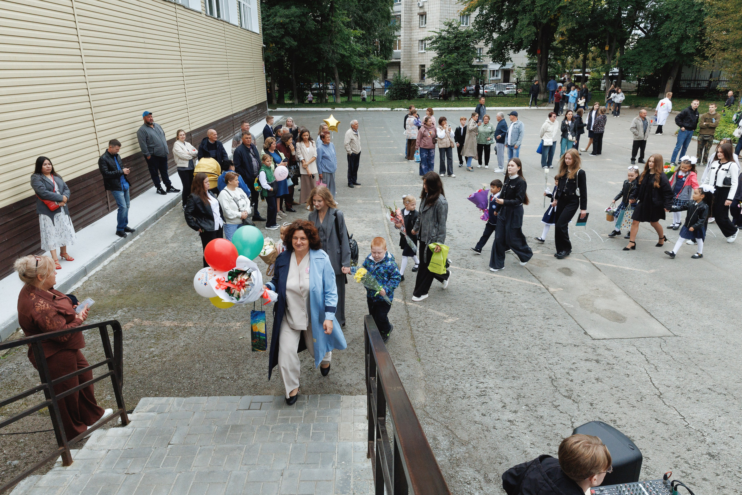 1 сентября лицей № 28. Фотомастерская Воробьевых