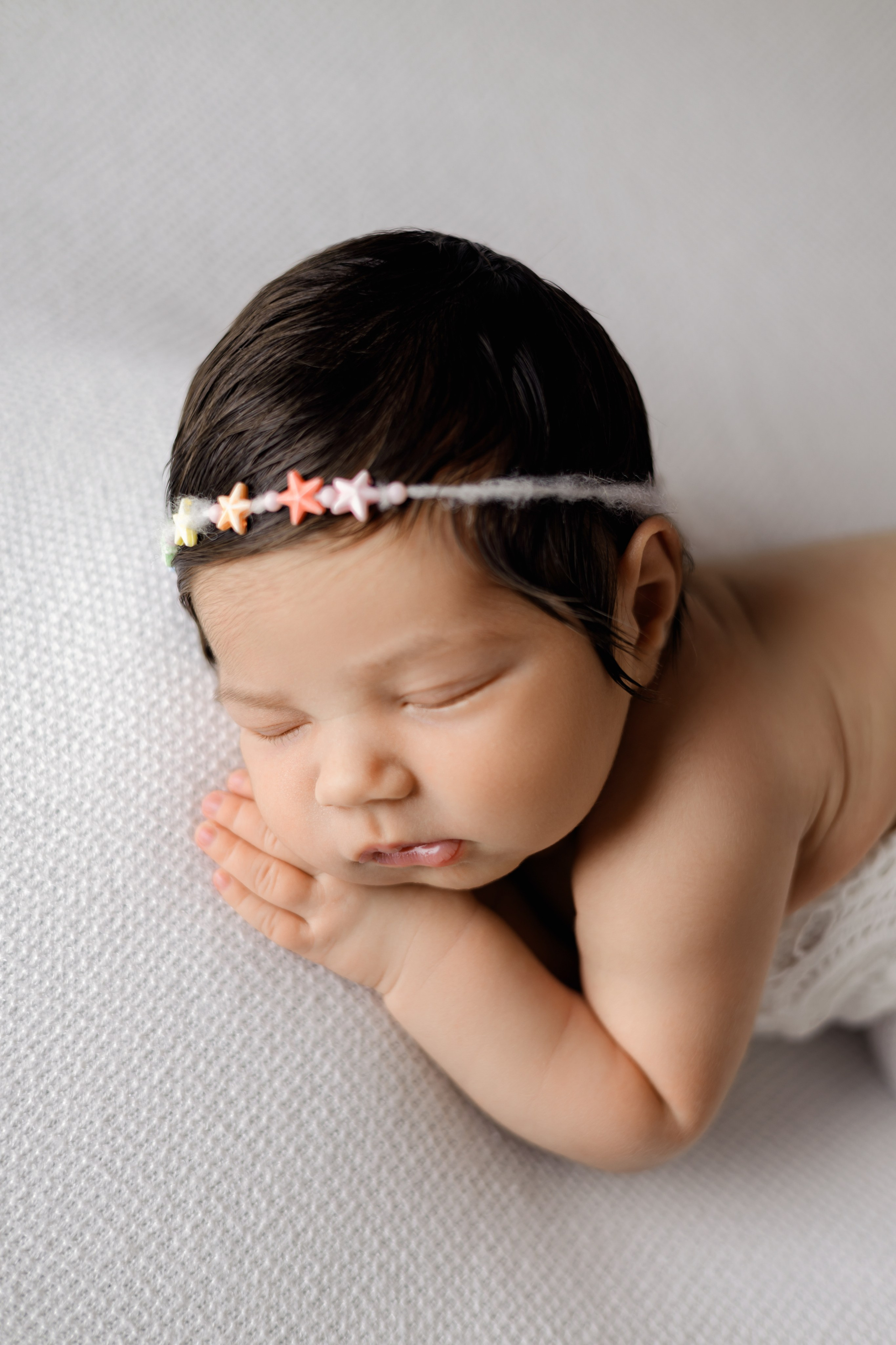 Василиса. Евгения Горбунова фотограф новорожденных в Новом Уренгое