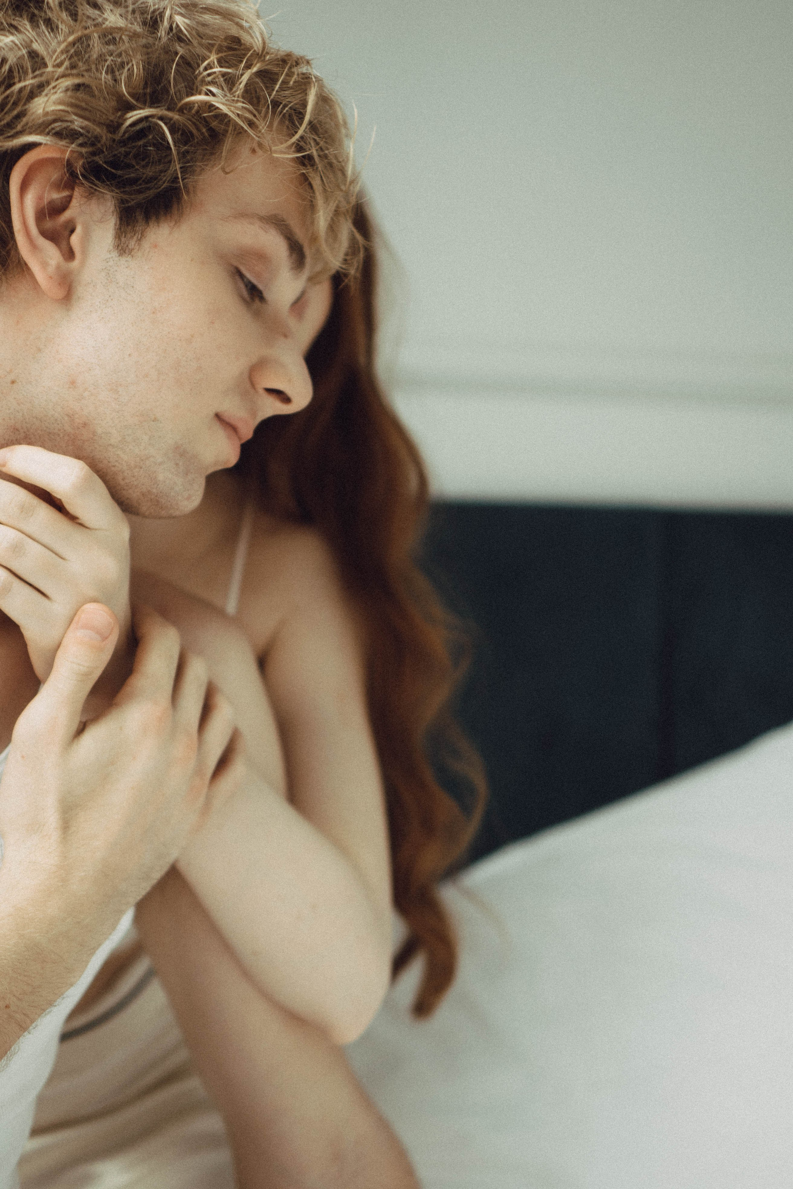 СВАДЕБНАЯ СЬЕМКА В ОТЕЛЕ. СБОРЫ ЖЕНИХА И НЕВЕСТЫ И ТАКЖЕ ТОР И ПОДГОТОВКА К ПРОГУЛКЕ. Профессиональный фотограф, Санкт-Петербург — Виктория Богомолова